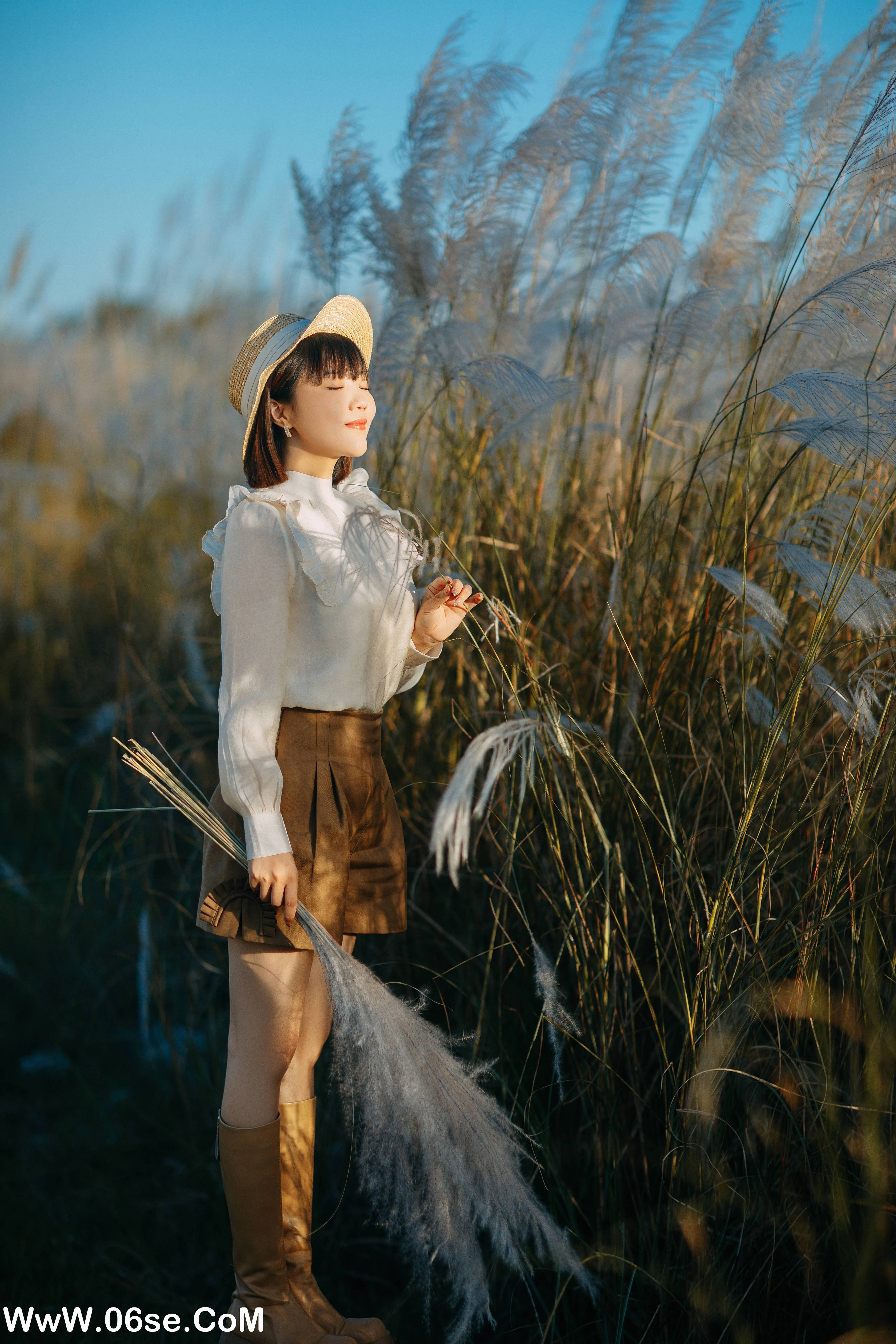 图片[23]-[YITUYU艺图语]2022.09.04 秋日芦苇 冬琴[24+1P／566MB]-六色网