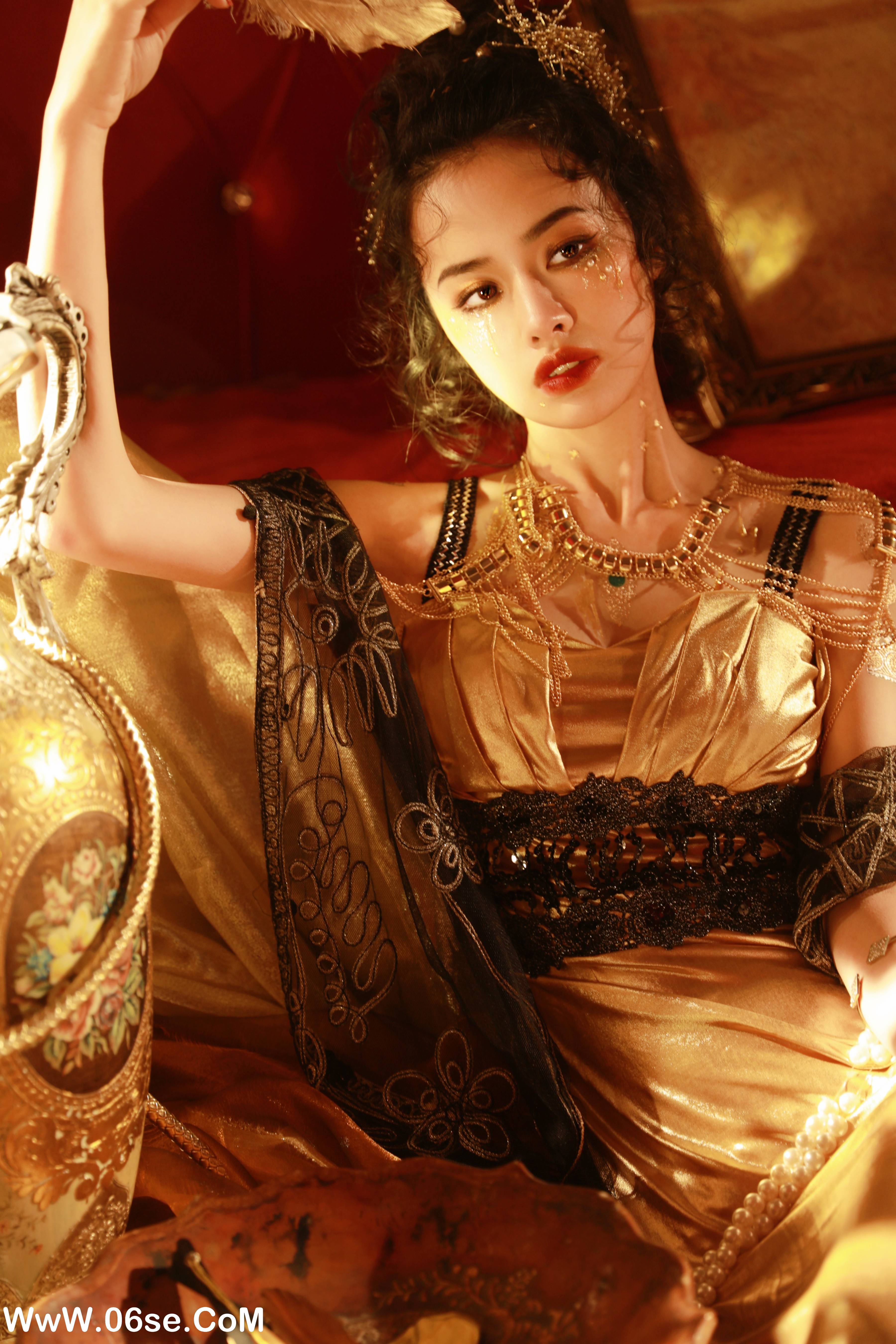 图片[23]-[YITUYU艺图语]2022.09.15 纸醉金迷 相泽希子[40+1P／387MB]-六色网