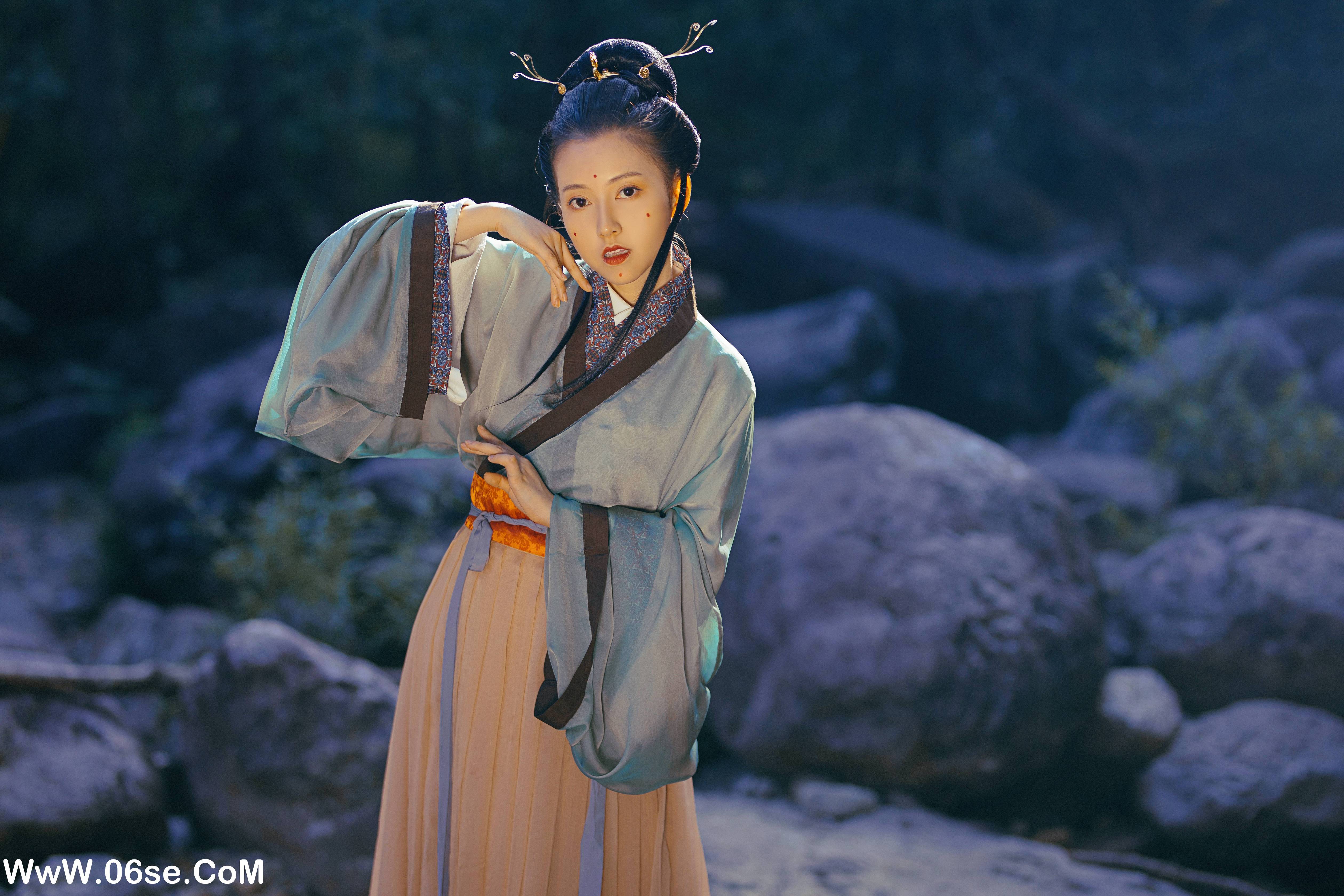 图片[19]-[YITUYU艺图语]2022.08.17 欲买桂花同载酒 一只玄酱[25+1P／628MB]-六色网