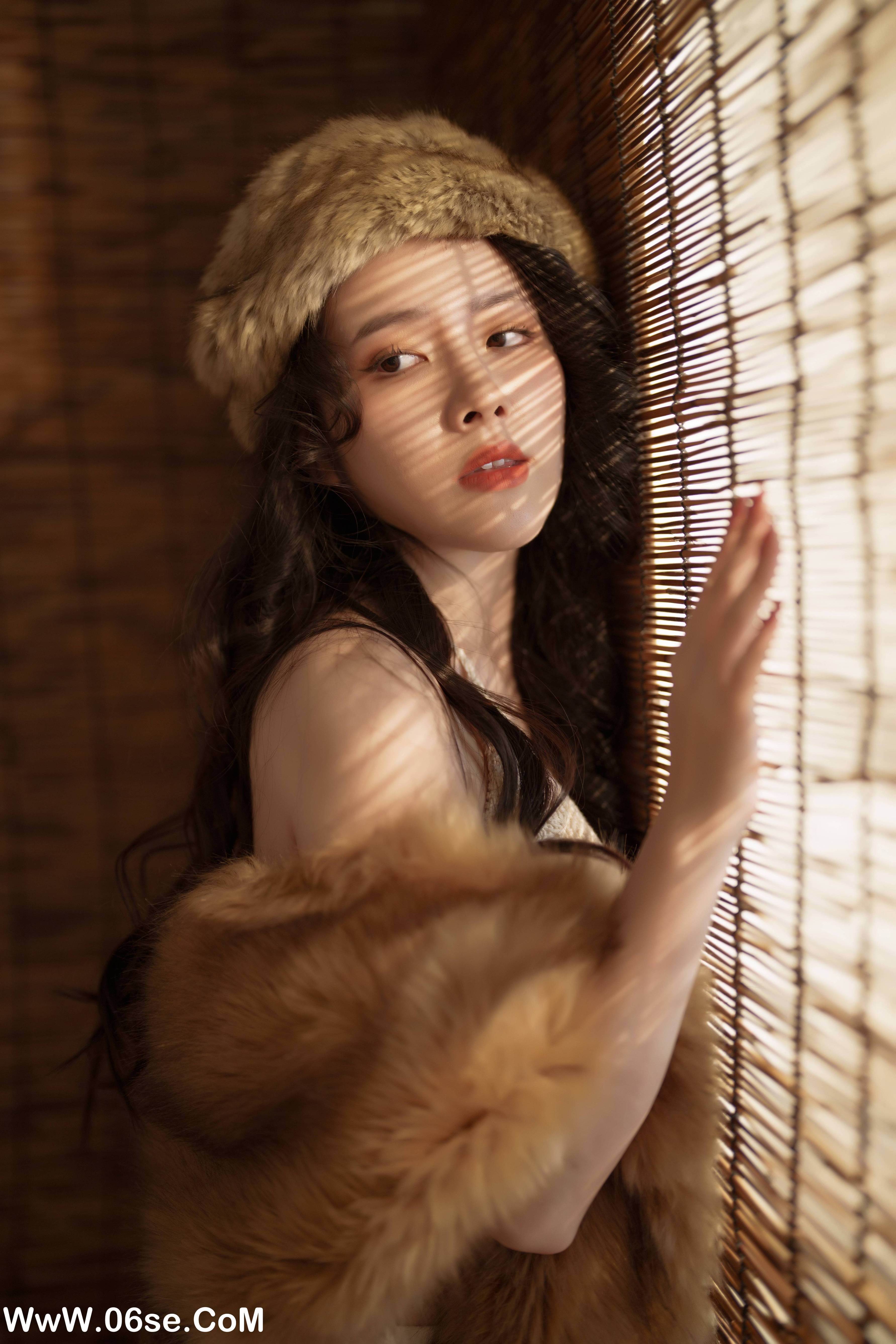 图片[22]-[YITUYU艺图语]2022.01.30 柴火屋里的暧昧时光 姚妹[42+1P／677MB]-六色网