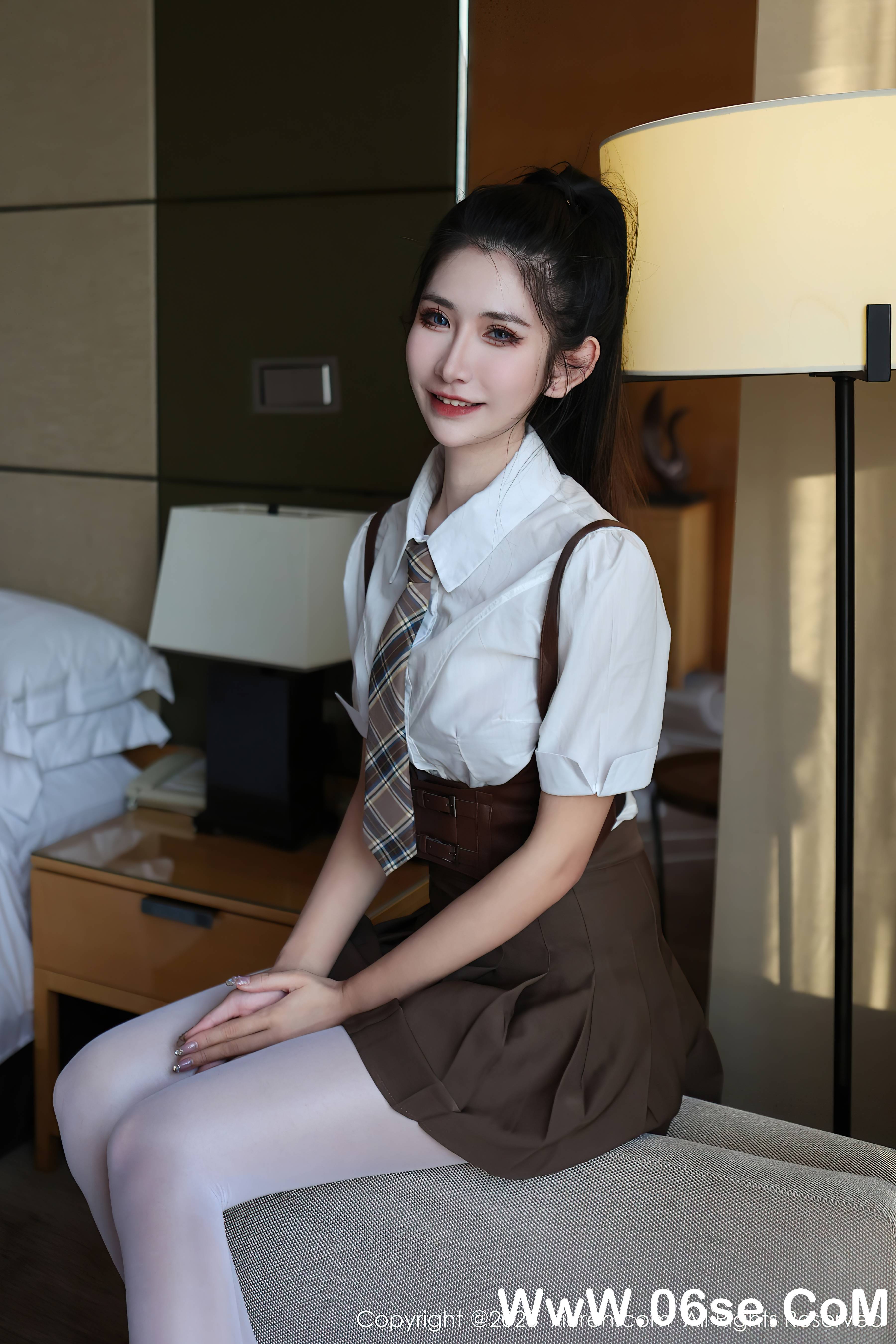 图片[24]-XiuRen秀人网] 2023.03.27 NO.6478 依娜Yina-六色网
