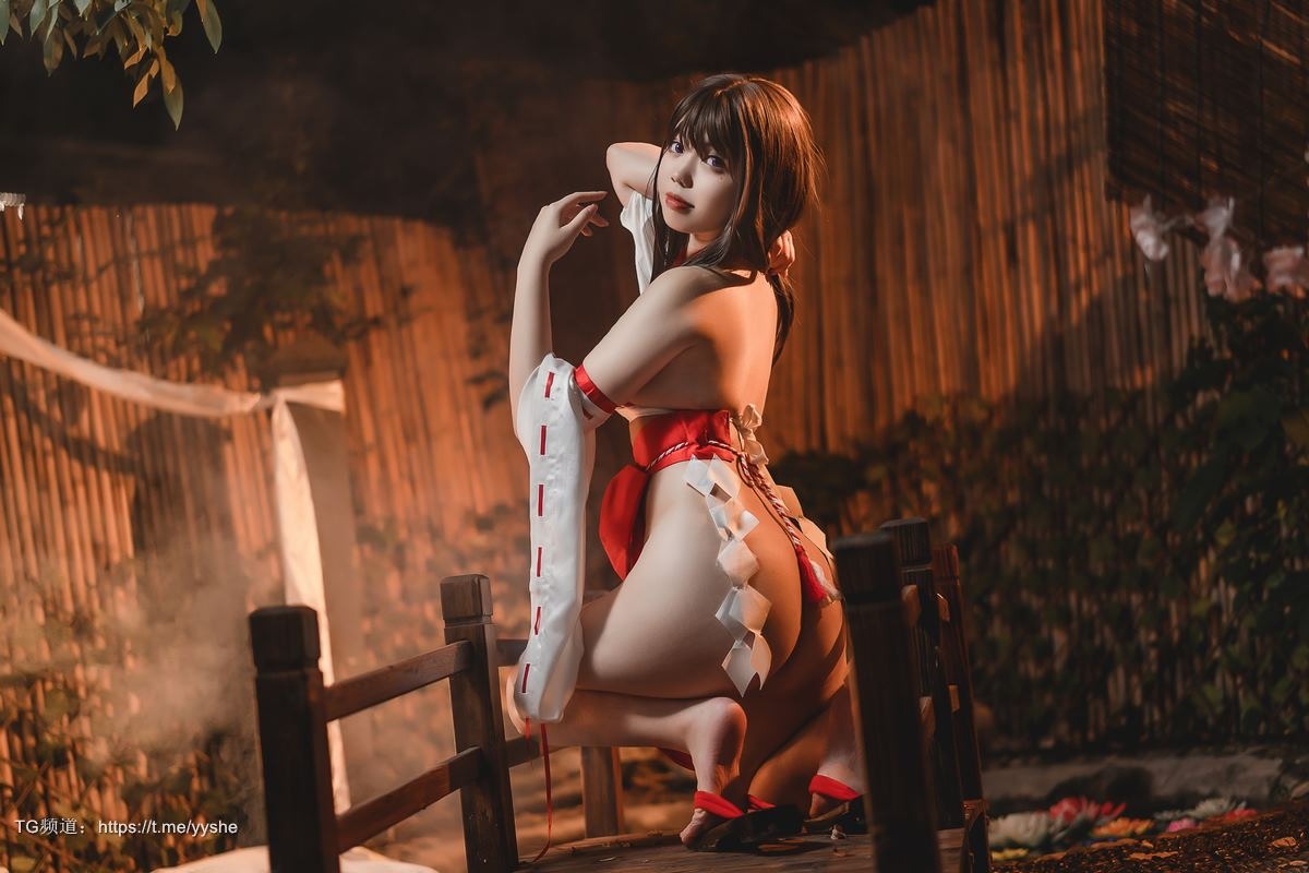 [Cos]啊日日- 绳与巫女 [35P] 24