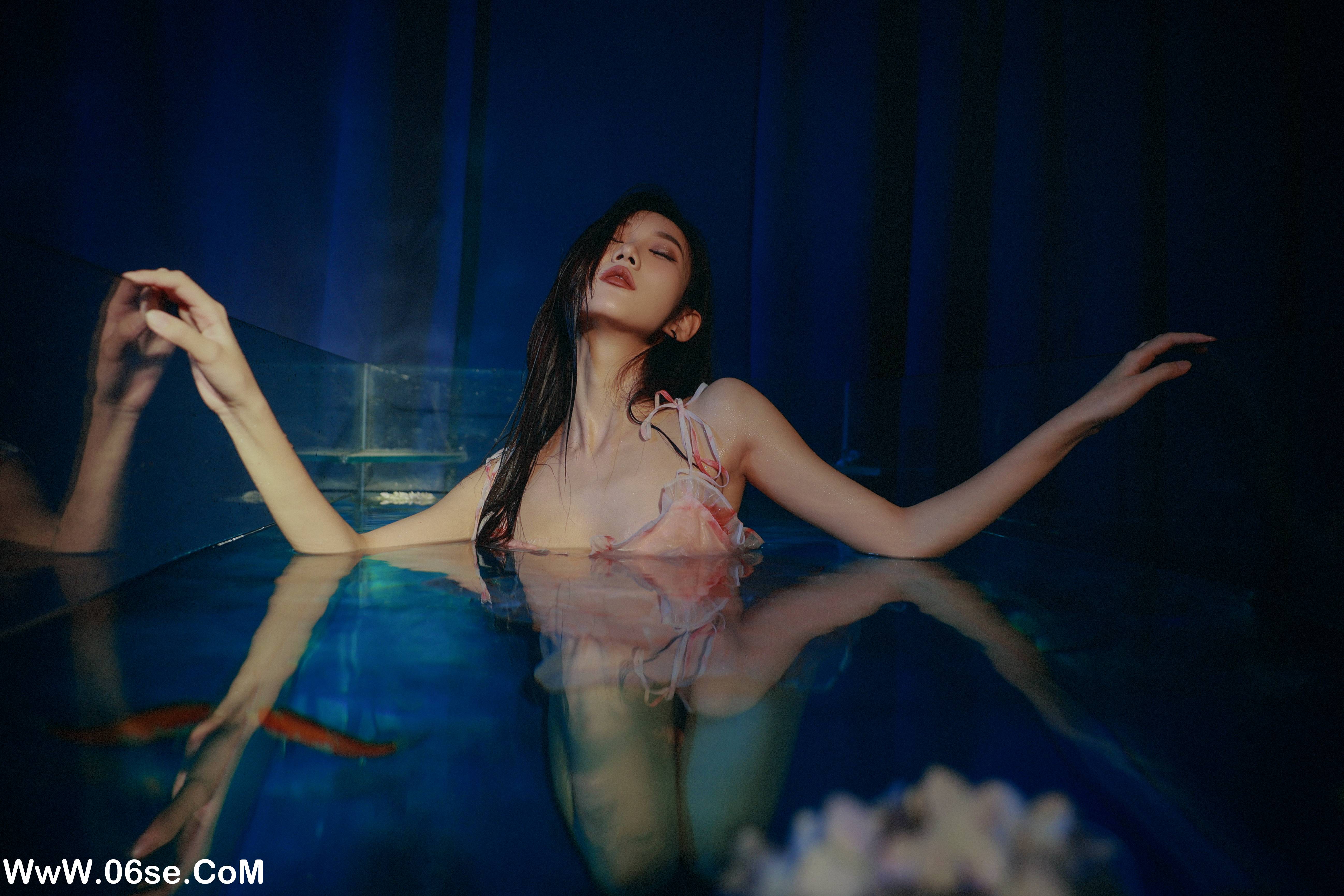 图片[6]-[YITUYU艺图语]2022.08.27 有人喜欢蓝 阿万[44+1P／644MB]-六色网