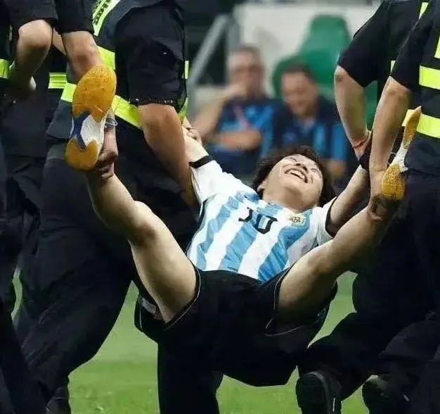 https://telegra.ph/file/95ae0dfb341e9b2fefcbe.png?width=626&height=588