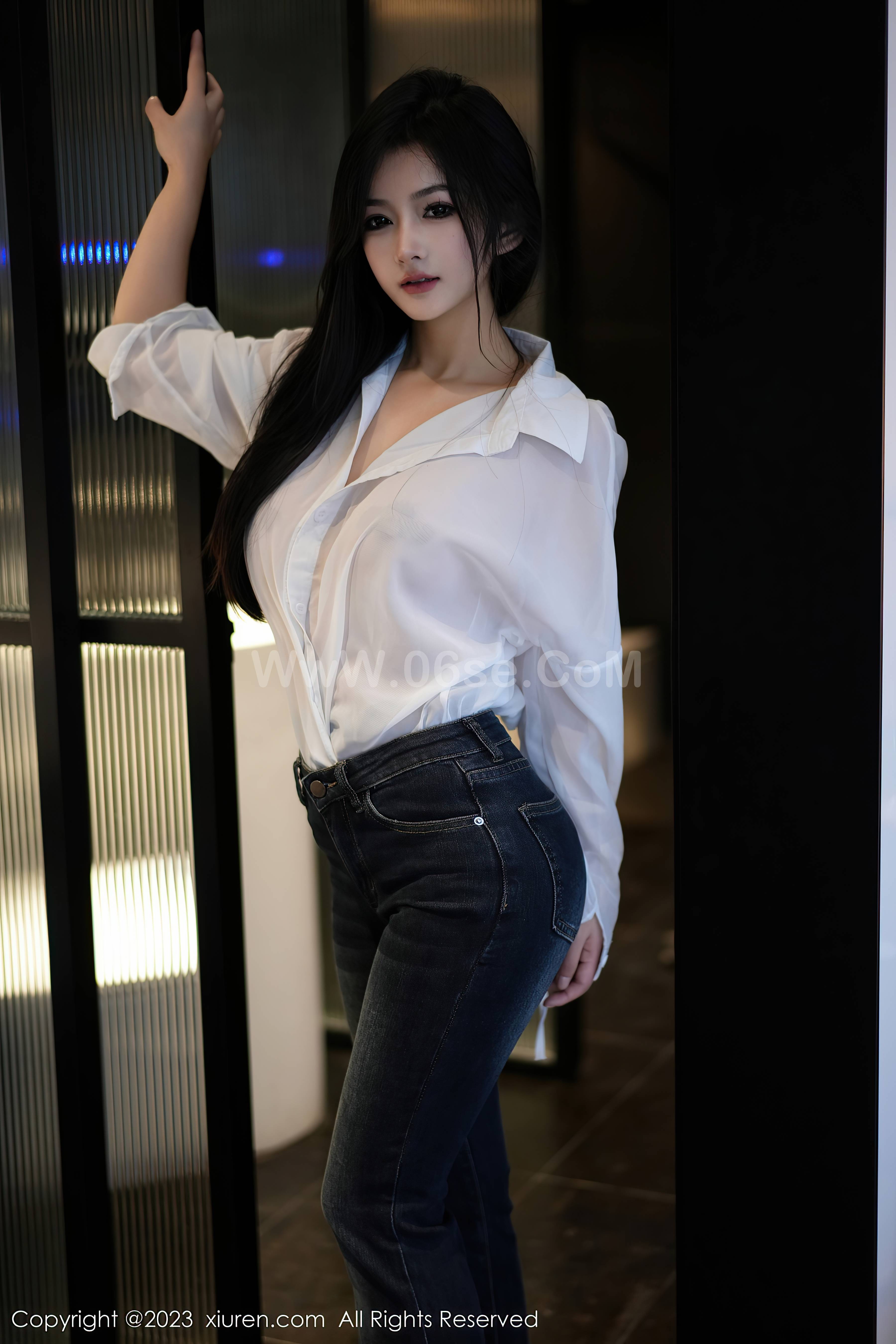 图片[4]-[Xiuren秀人网]2023.11.10 NO.7645 谭小灵[106+1P／900MB]-六色网