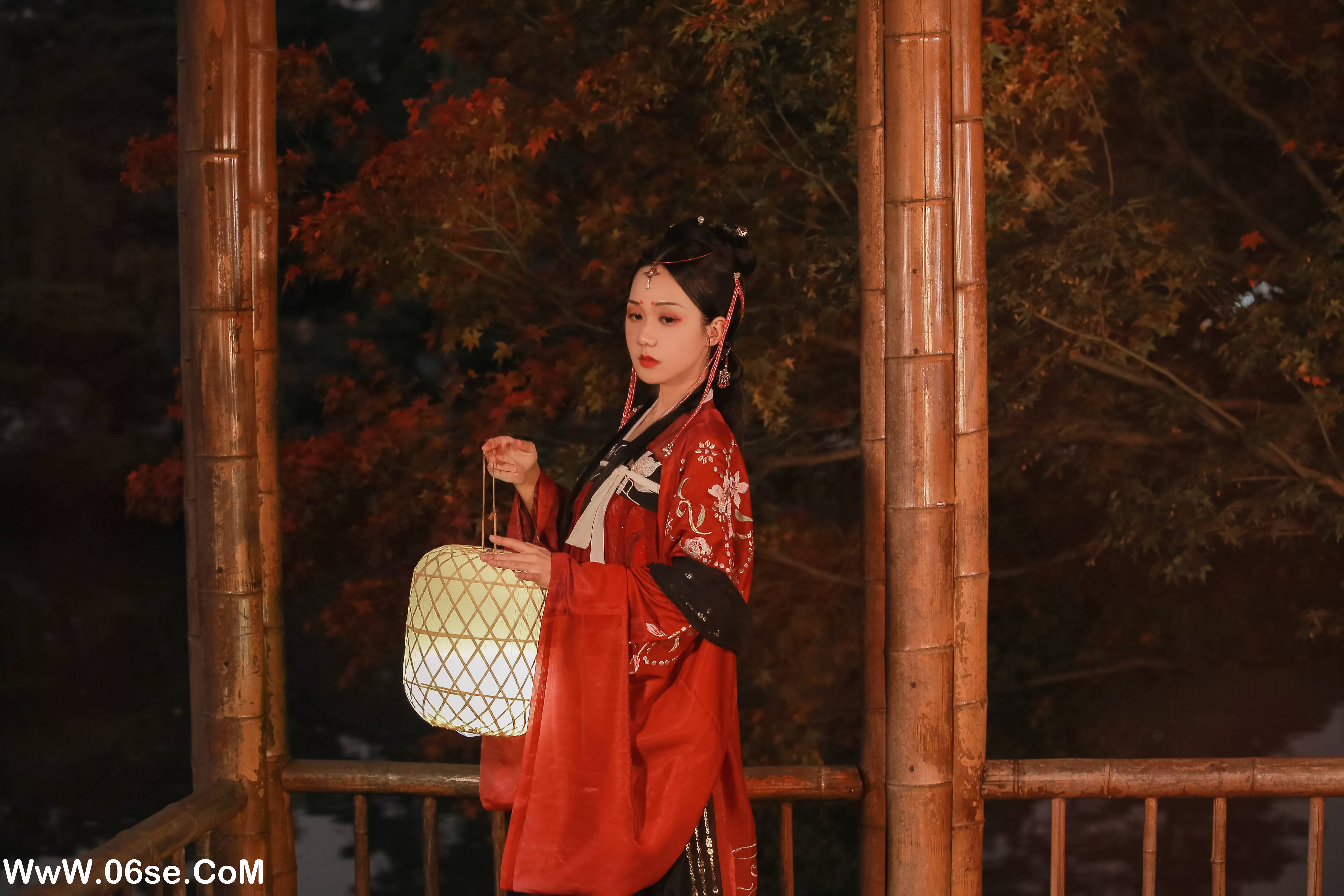 图片[4]-[YITUYU艺图语]2022.10.25 红罗意 甲涟鱼鱼[21+1P／104MB]-六色网