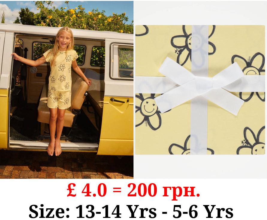 Yellow Smiley Daisy Short Pyjamas Gift Set
