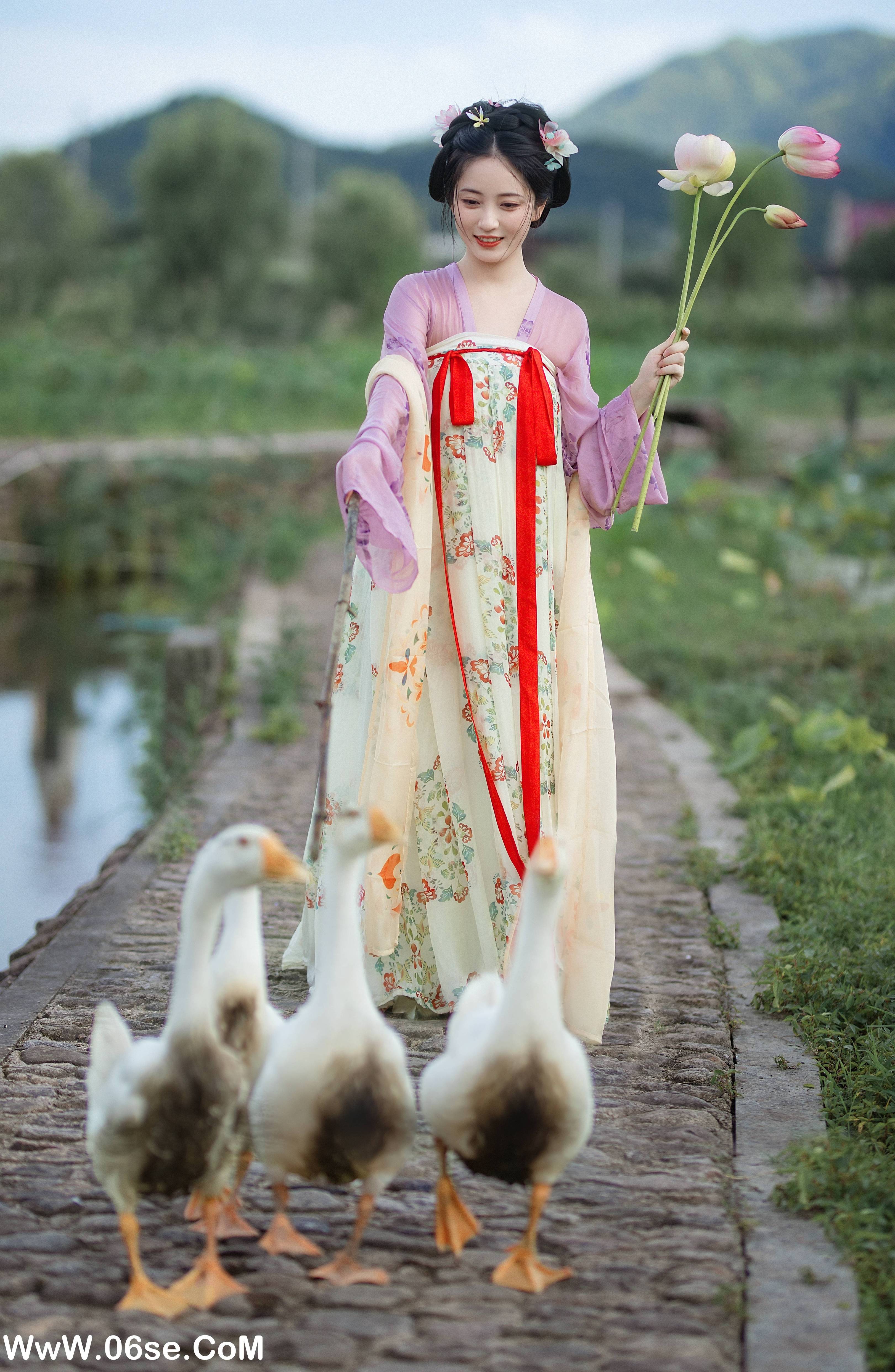 图片[20]-[YITUYU艺图语]2022.08.31 采荷 小温暖想要个大太阳[21+1P／486MB]-六色网