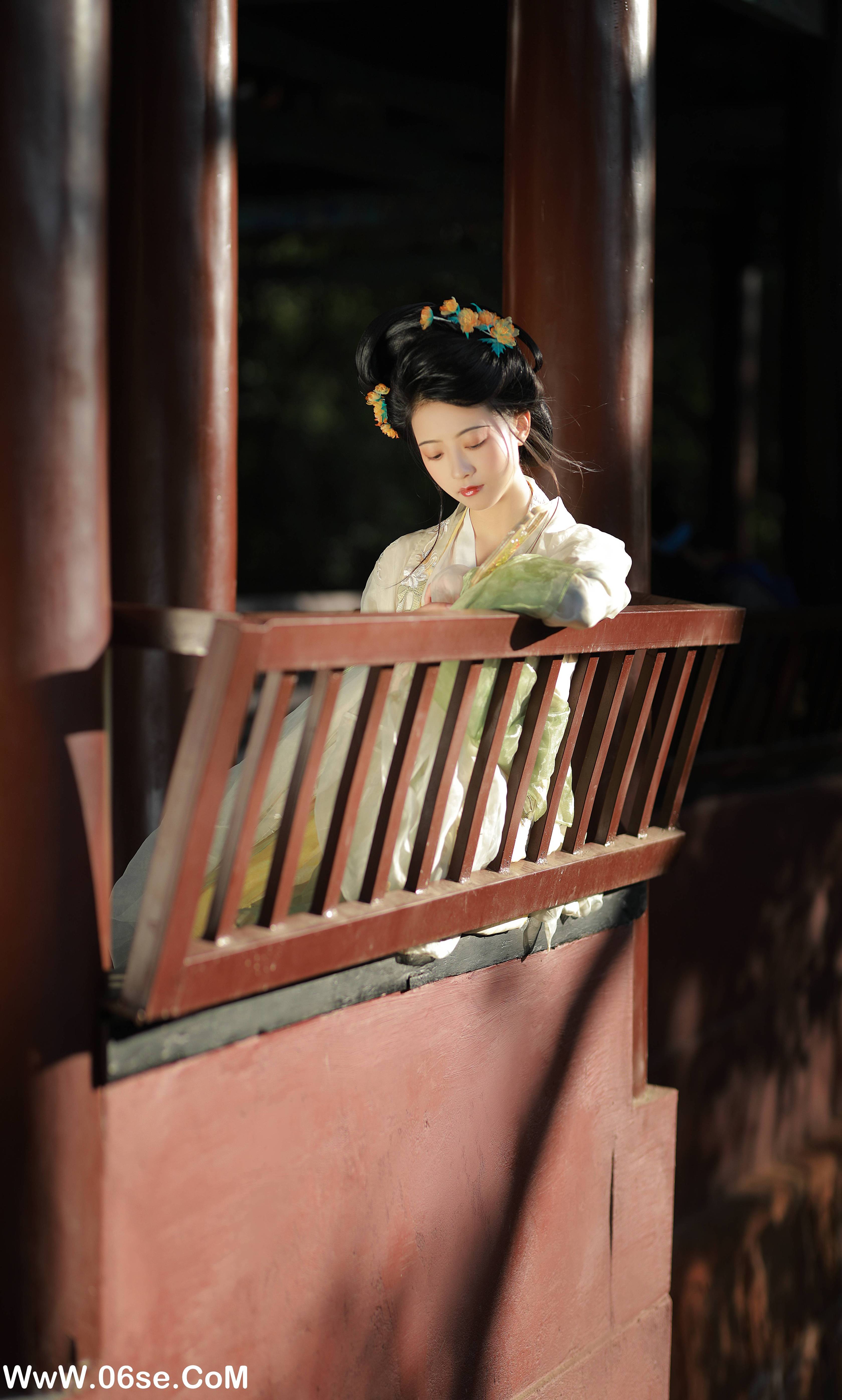图片[33]-[YITUYU艺图语]2022.12.29 秋色如画 YunFleur[37+1P／700MB]-六色网