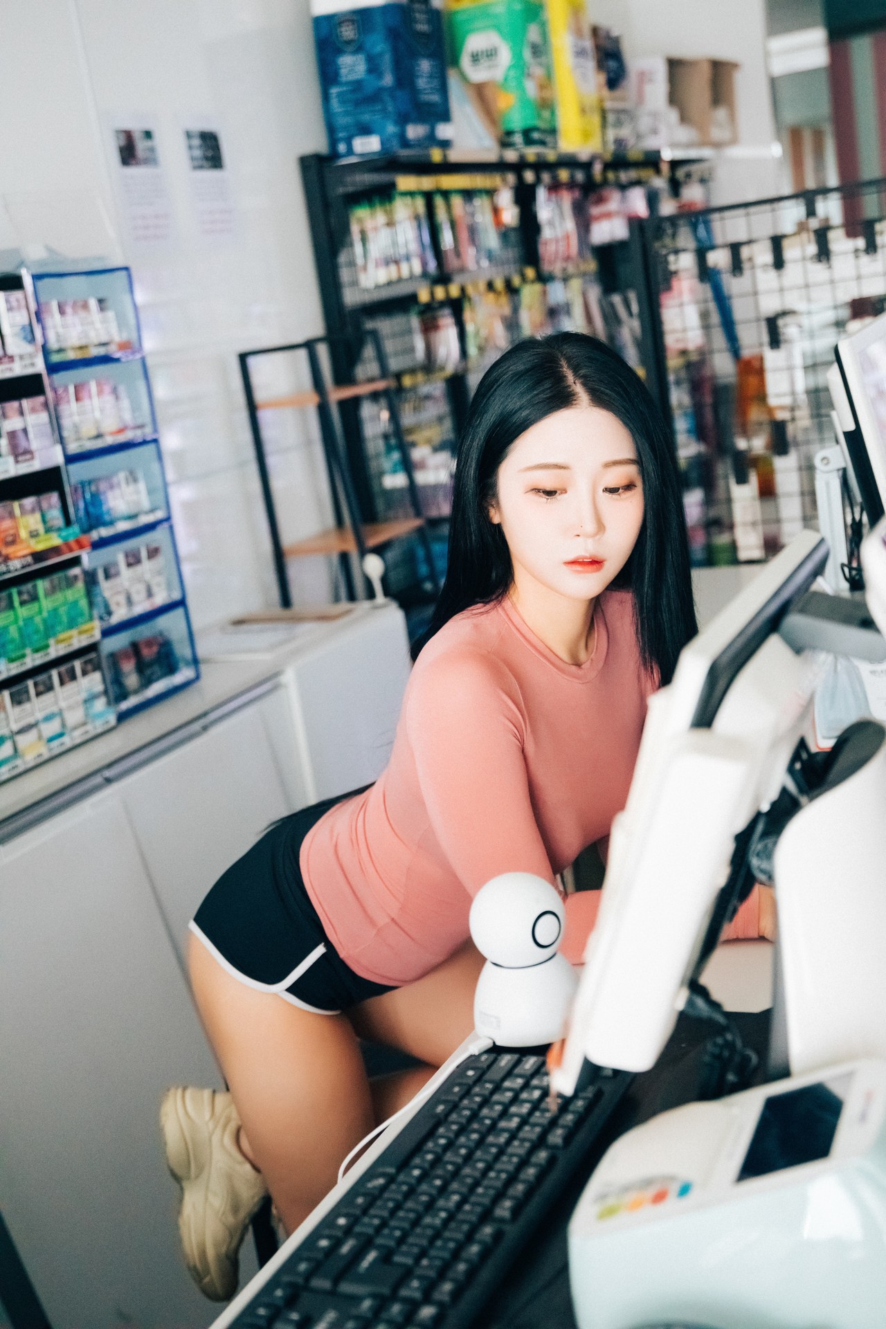 Jeong Bomi 정보미, [Loozy] Part Timer Set.01 1