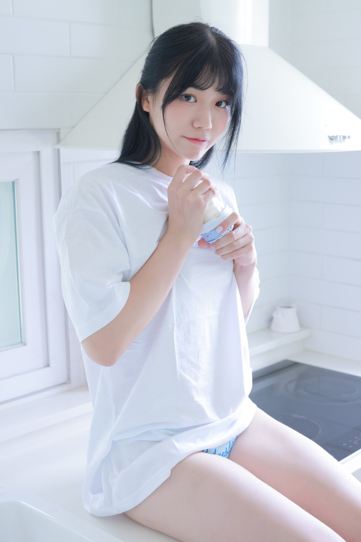 Yui 유이, [SWEETBOX] CREAM Set.02 13