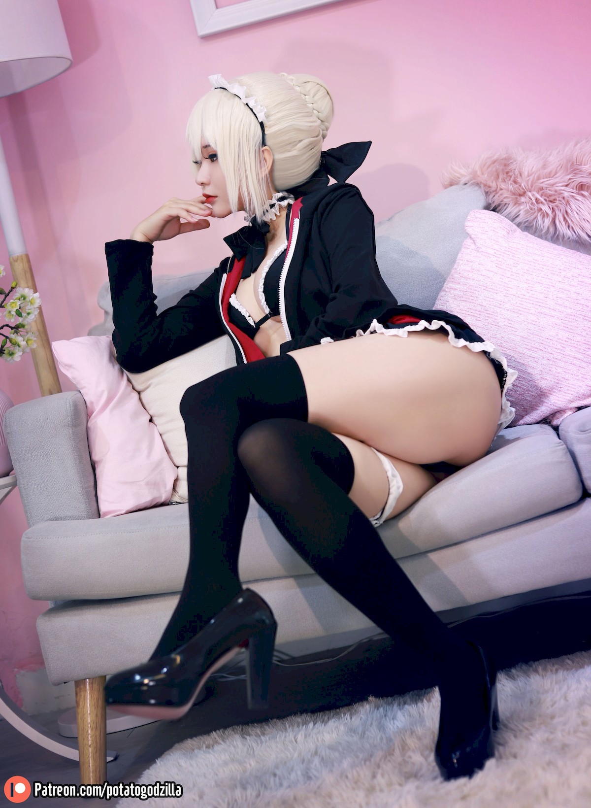 Potato Godzilla Cosplay セイバーオルタ メイド Ver. 13