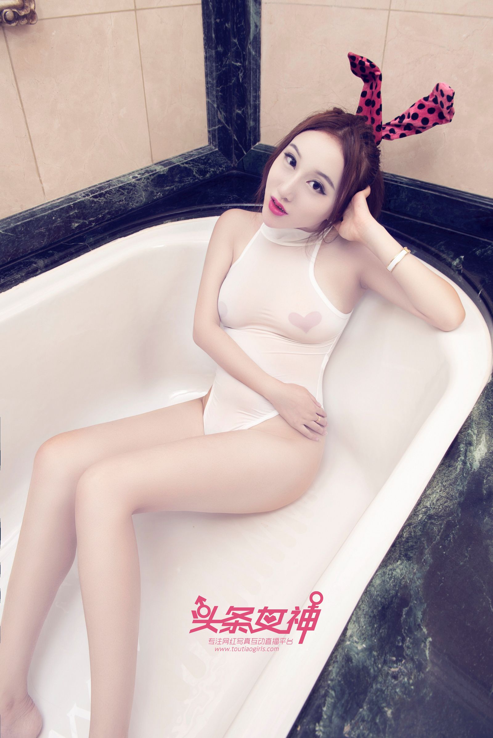 [Image: 974ed684cf754dc57e3bb.jpg]