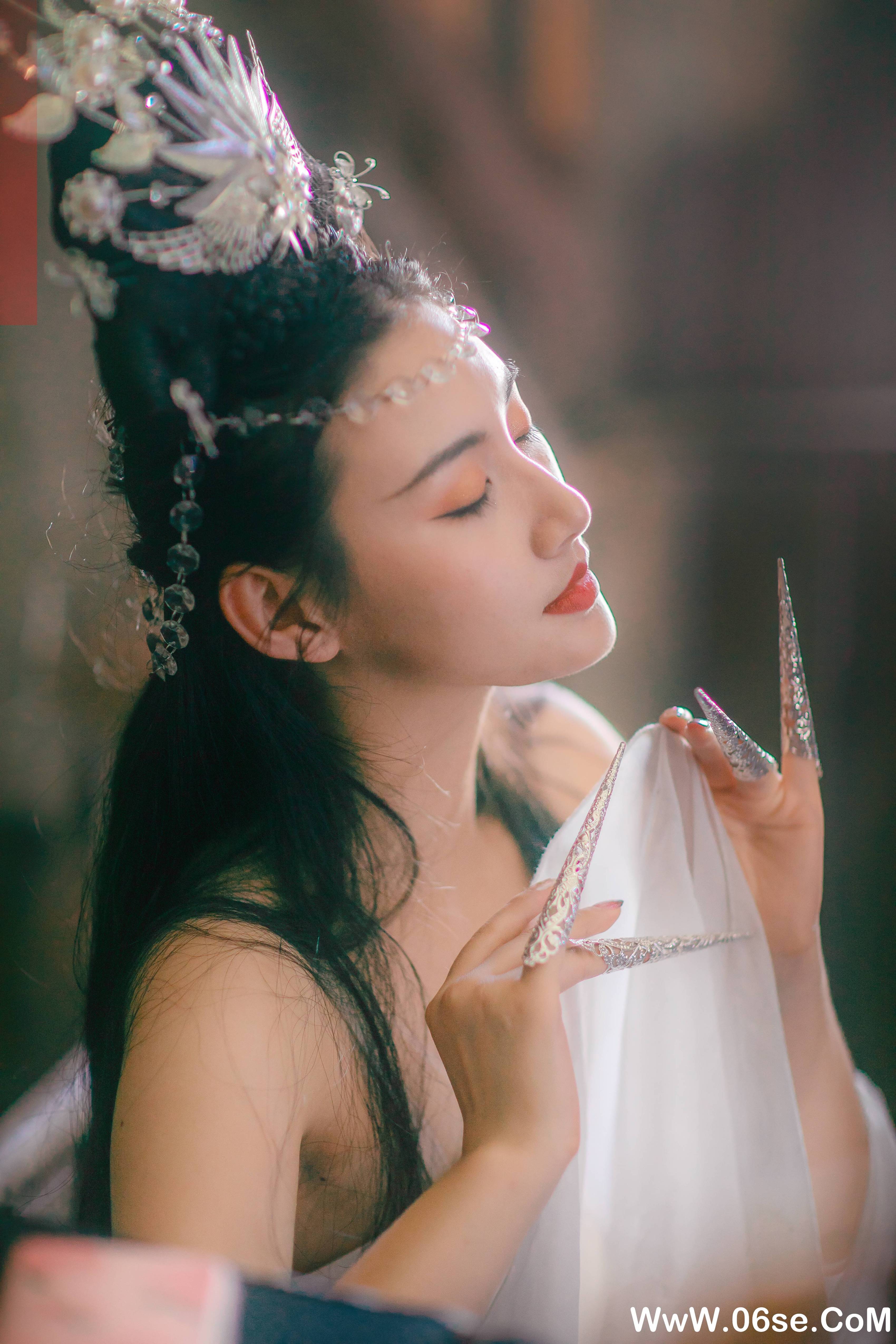 图片[5]-[YITUYU艺图语]2021.07.21 九尾白狐 刺猬&惠子[31+1P／281MB]-六色网