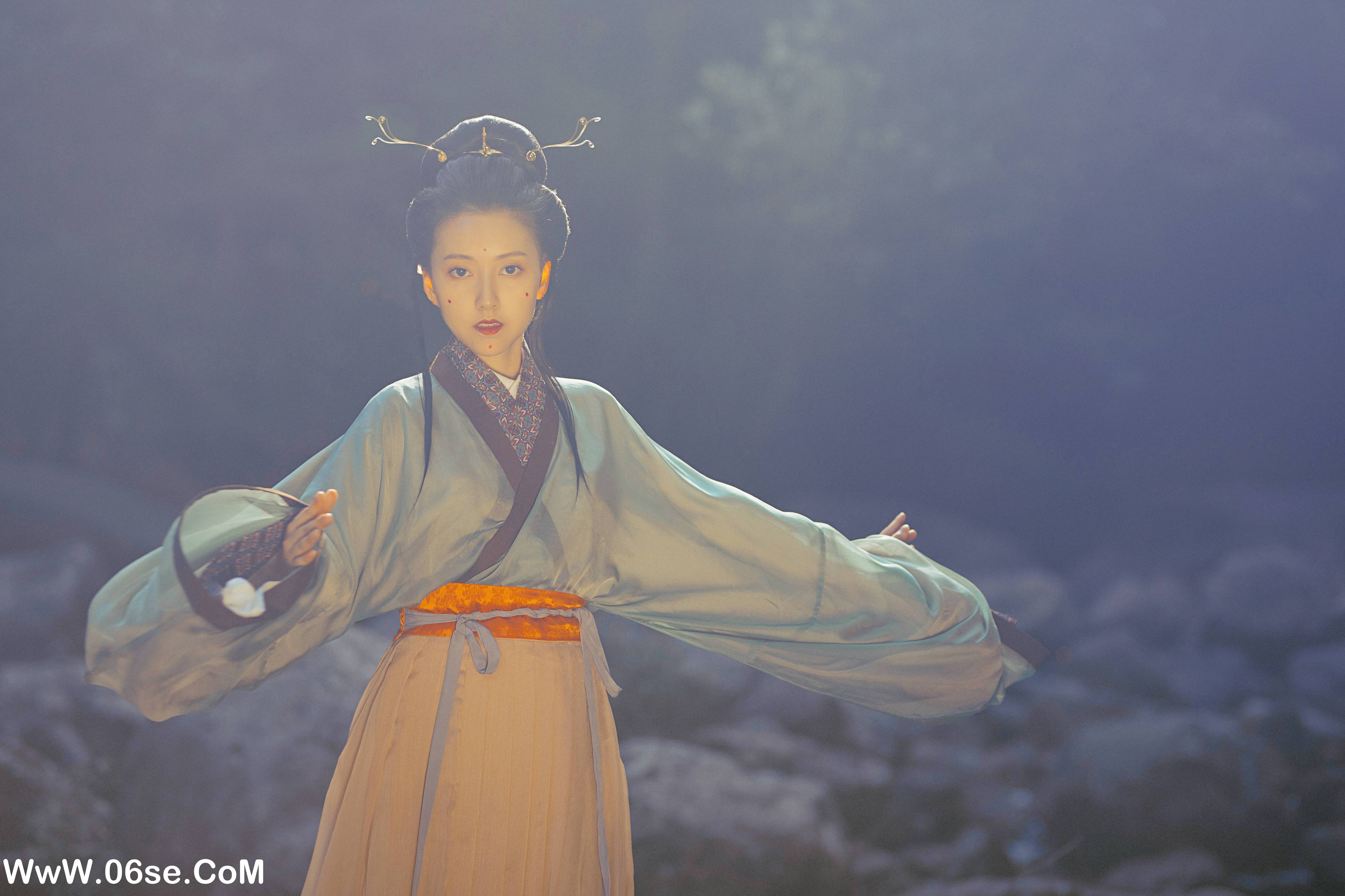 图片[18]-[YITUYU艺图语]2022.08.17 欲买桂花同载酒 一只玄酱[25+1P／628MB]-六色网