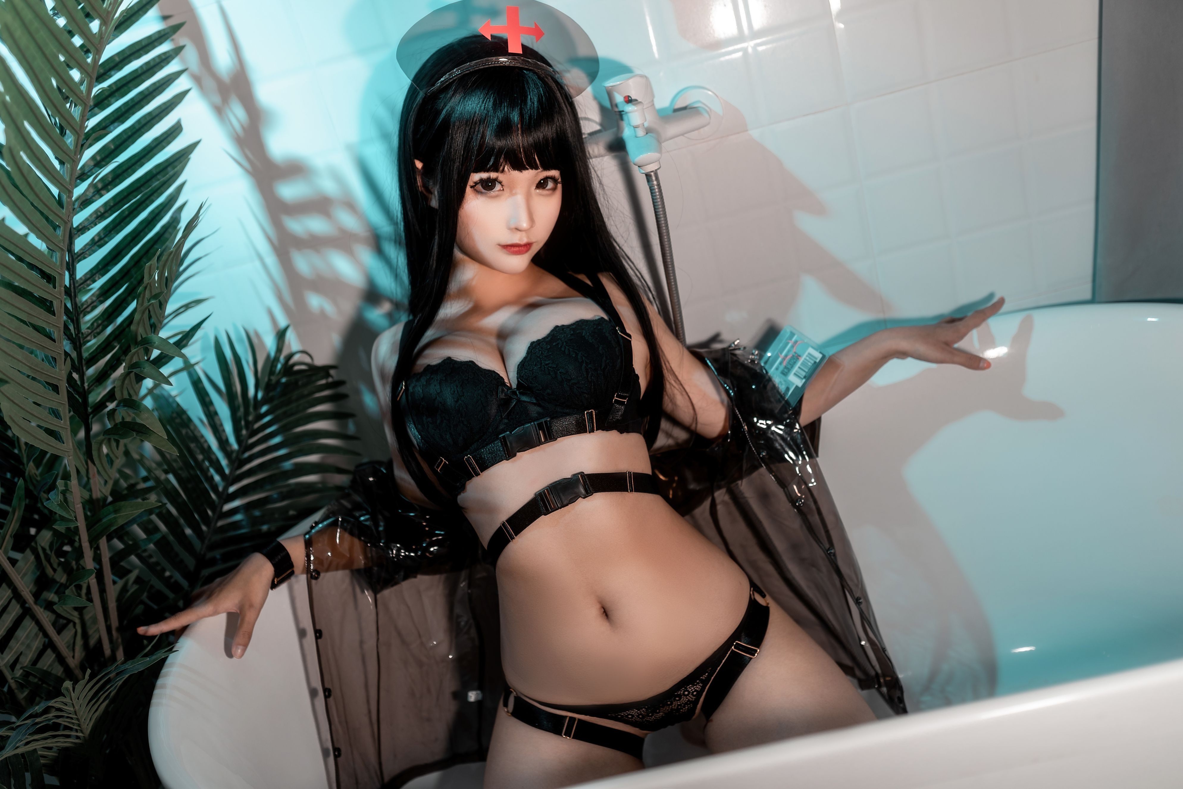 蠢沫沫-胶衣护士 黑 [40P] 15