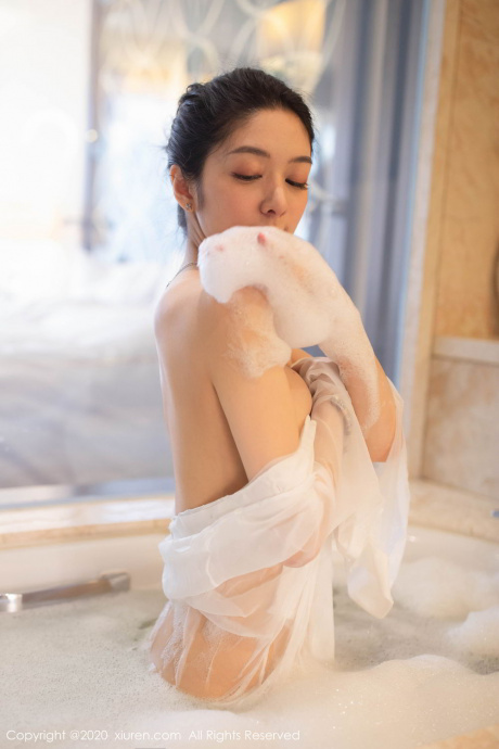 [Image: 980331efe5e7ad396f8a3.jpg]
