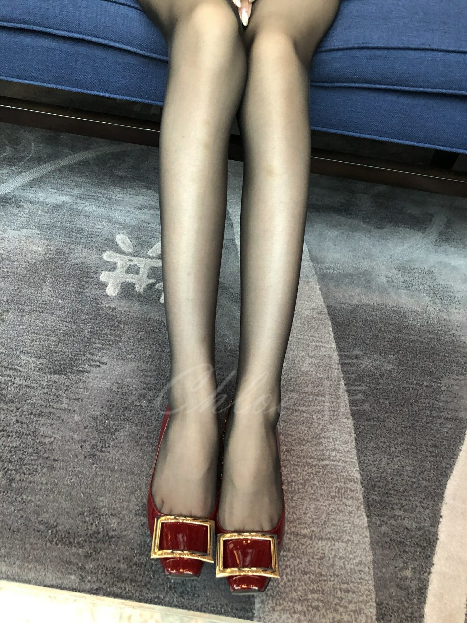 霏霏-20191028 网红套装 艾美酒店肉丝黑丝[101P] 40
