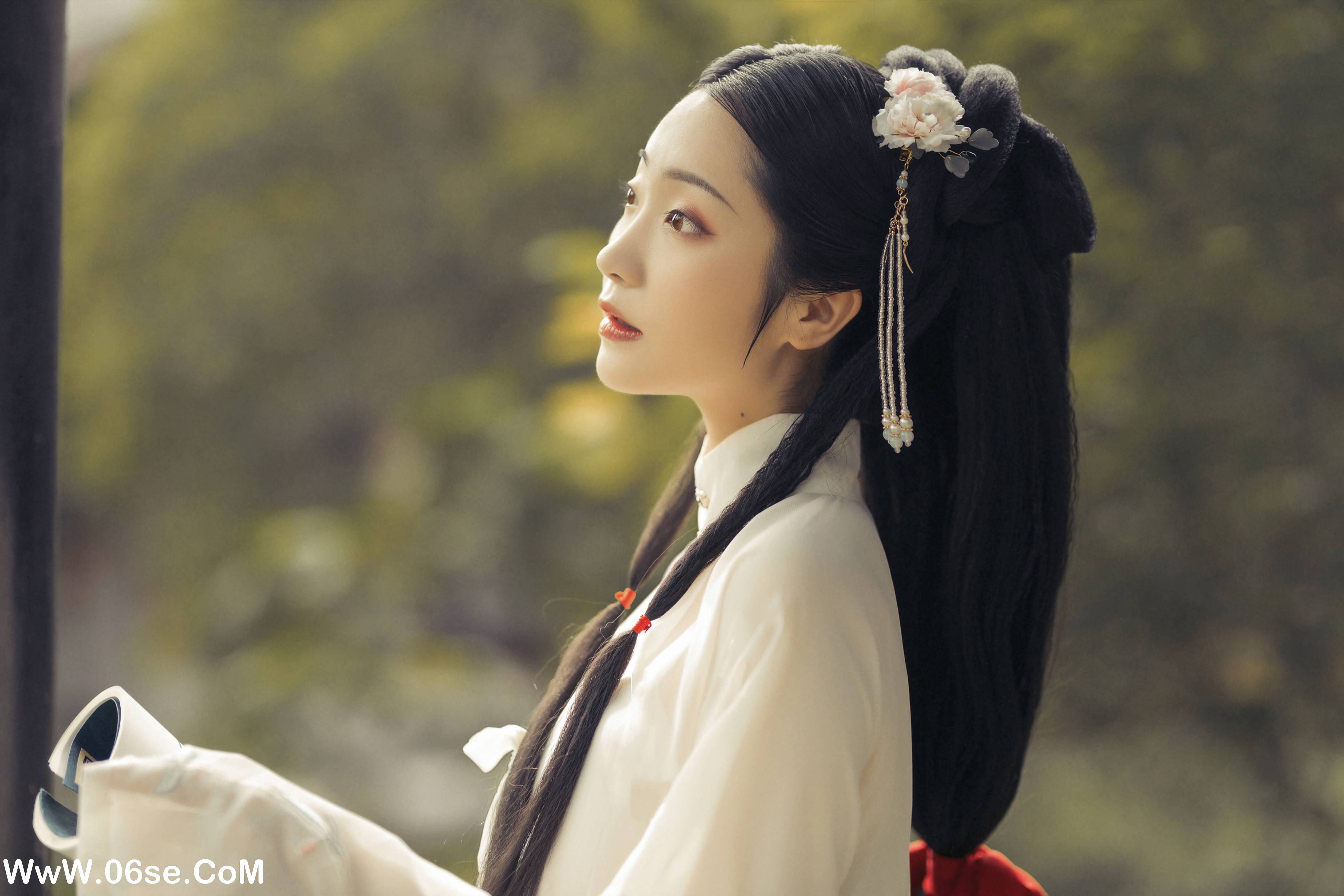 图片[19]-[YITUYU艺图语]2022.08.19 庭院深几许 胡毛毛斯基[20+1P／195MB]-六色网