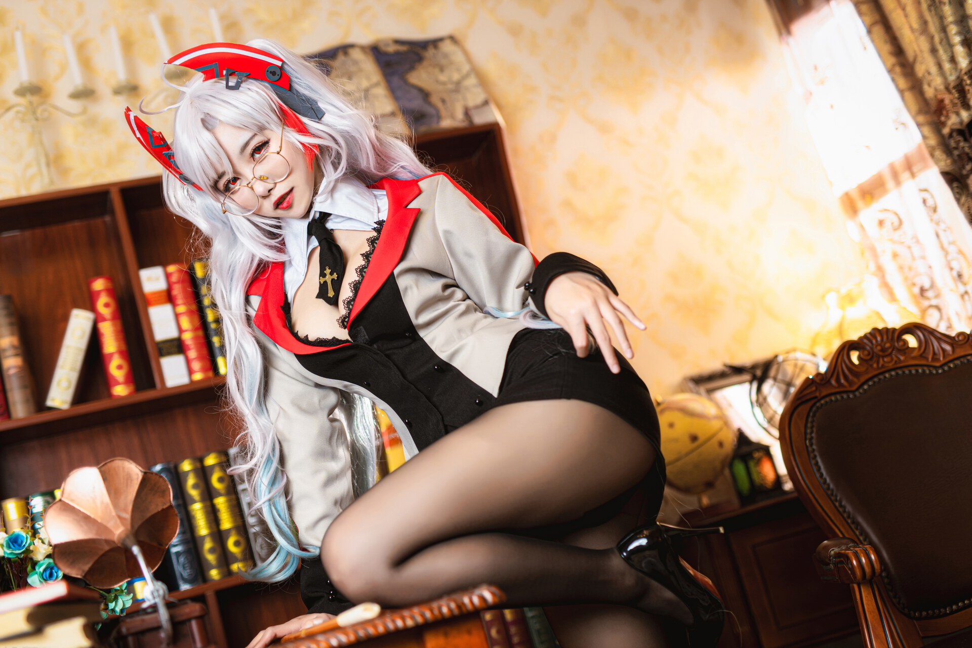 [Momoko葵葵] Prinz Eugen 欧根亲王 Teacher Ver. 19