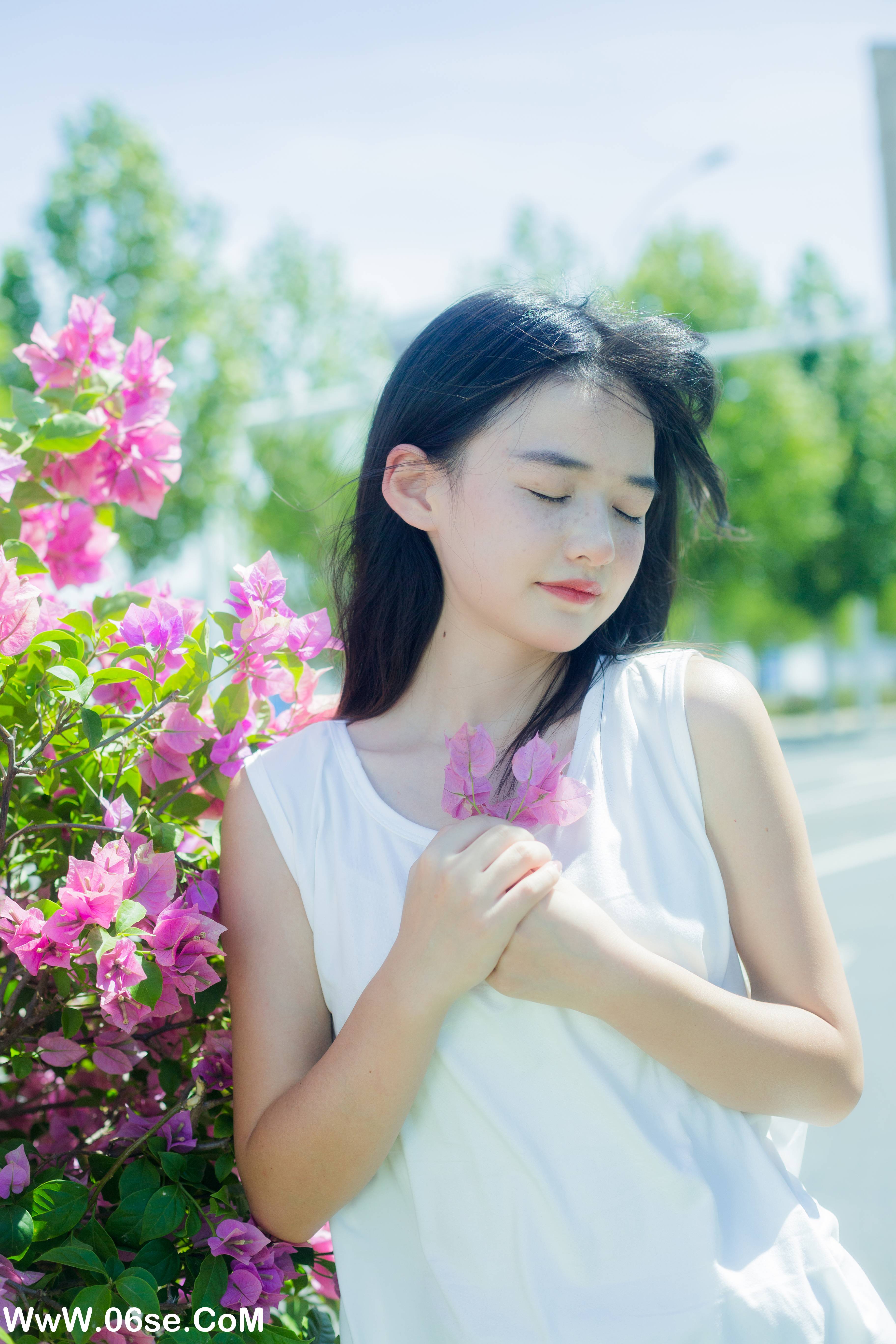 图片[3]-[YITUYU艺图语]2022.09.30 街心三角梅 小怡妹妹cute[33+1P／362MB]-六色网