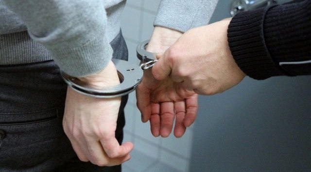 В Хабаровске сотрудники полиции задержали подозреваемого в квартирной краже
