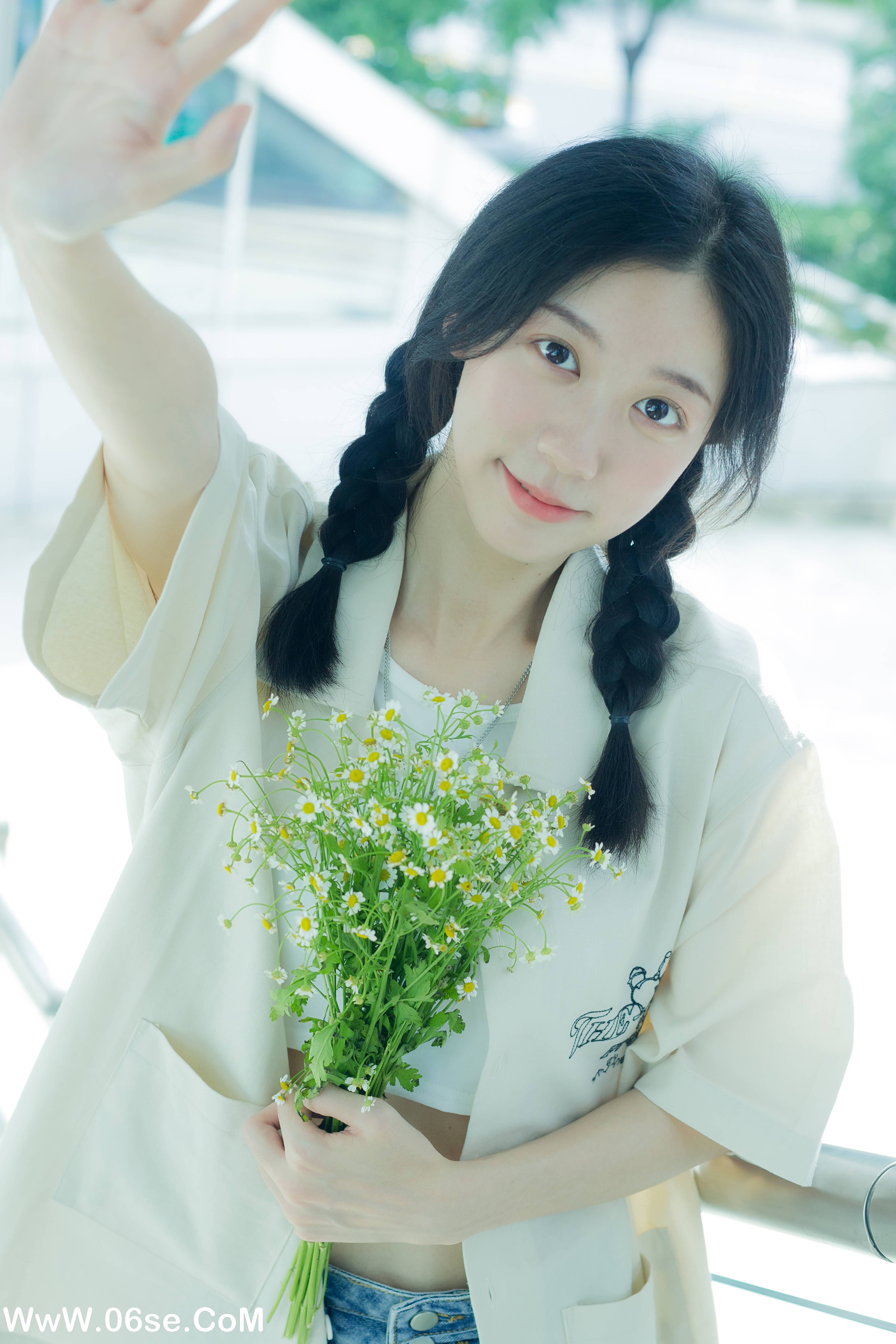 图片[32]-[YITUYU艺图语]2022.08.22 地铁奇遇记 饲猫少女-[38+1P／340MB]-六色网
