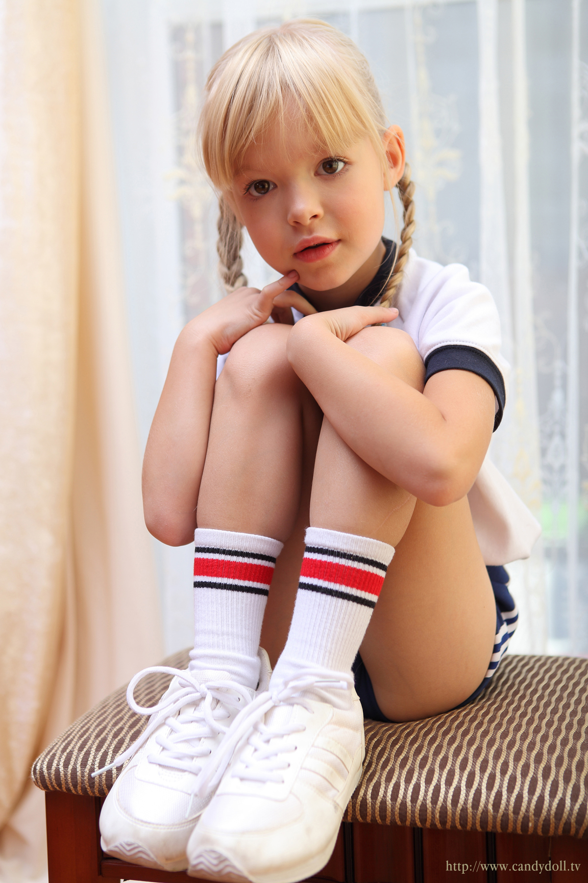 [Image: 98ea8003a31b54fe23e40.jpg]