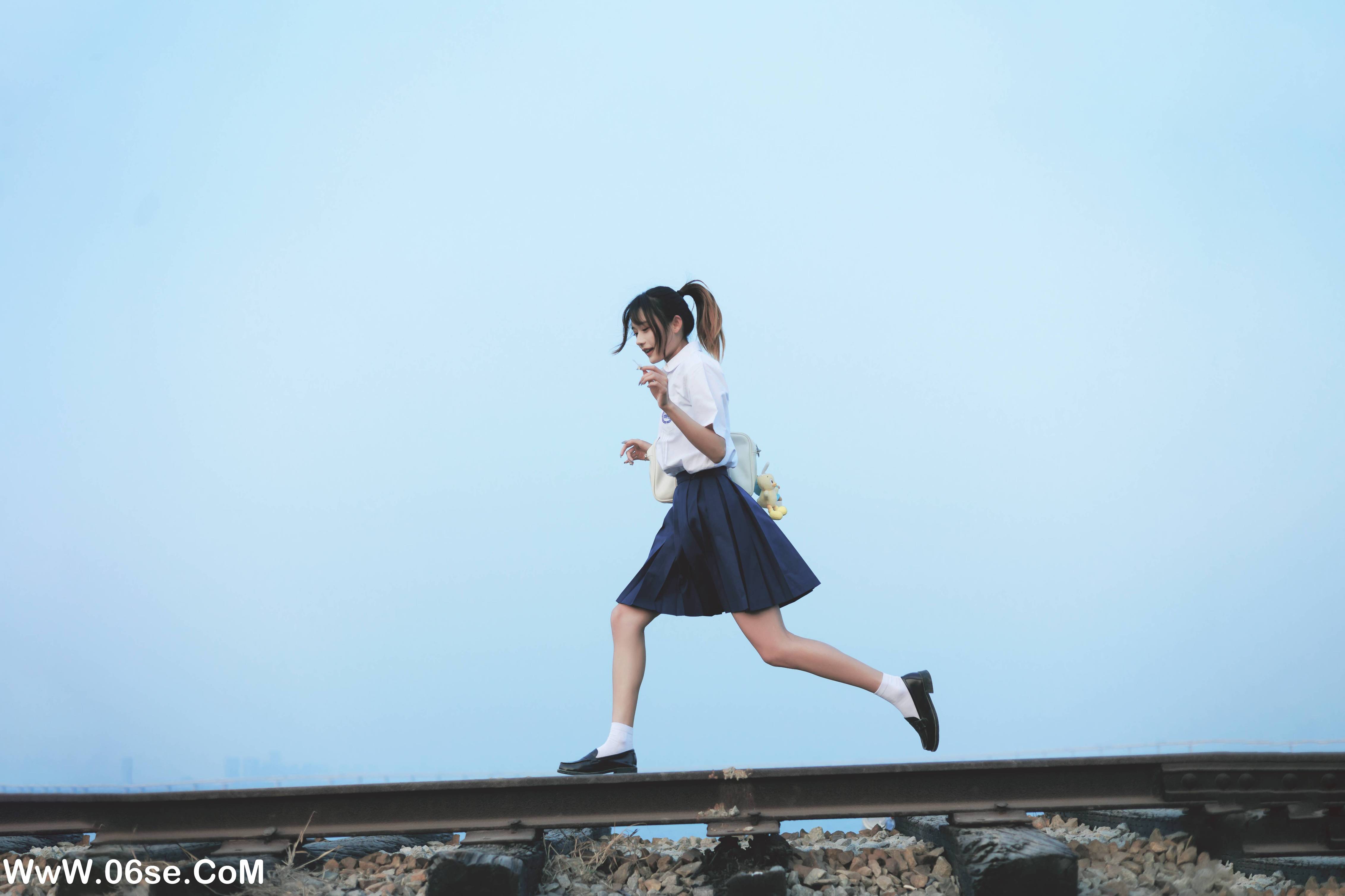 图片[16]-[YITUYU艺图语]2022.06.28 海风的声音 兔子Zzz不吃胡萝卜[39P-306.9M]-六色网