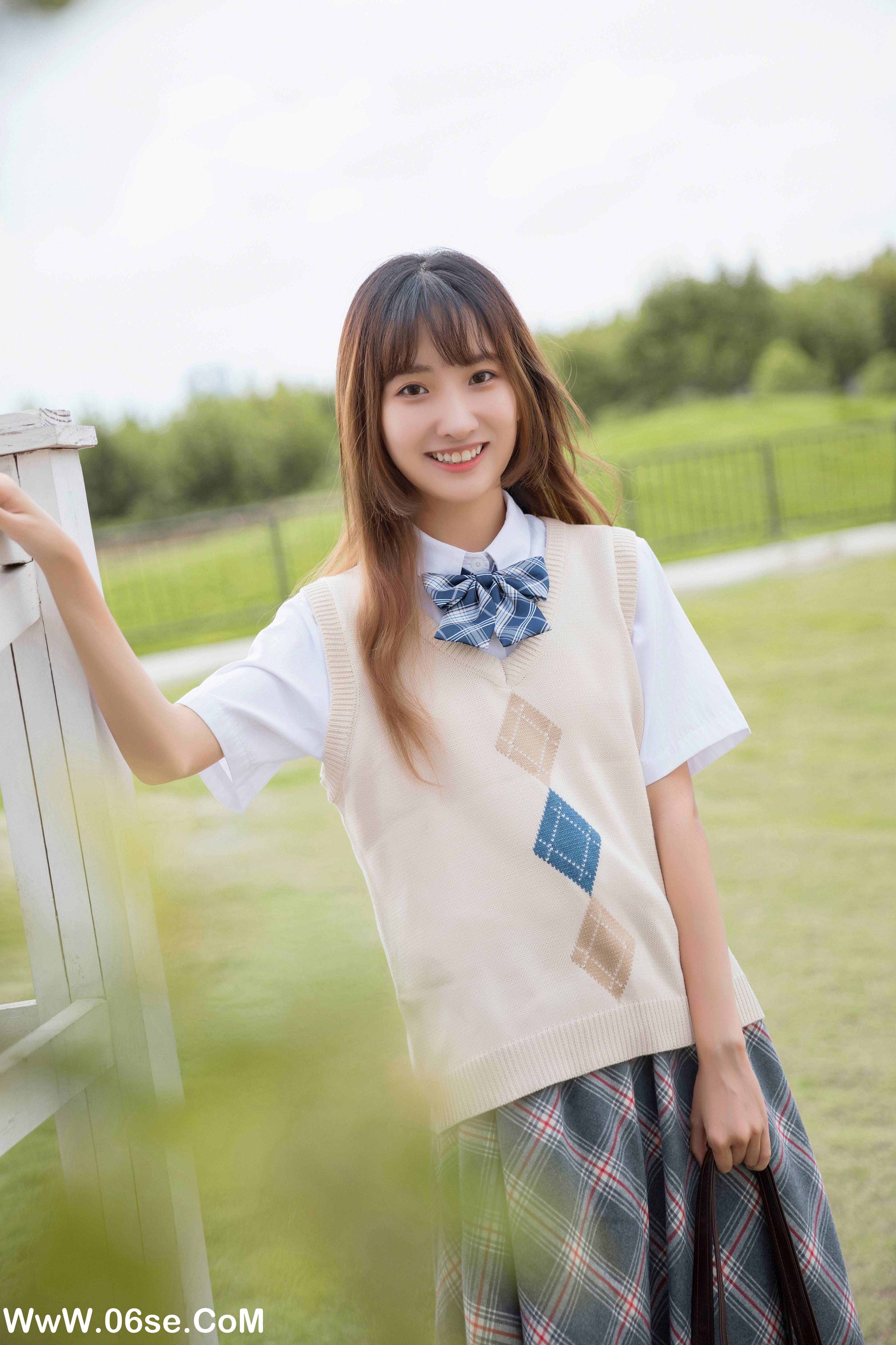 图片[8]-[YITUYU艺图语]2022.06.17 属于JK的夏天 Ria李礼礼[31P-492.92MB]-六色网