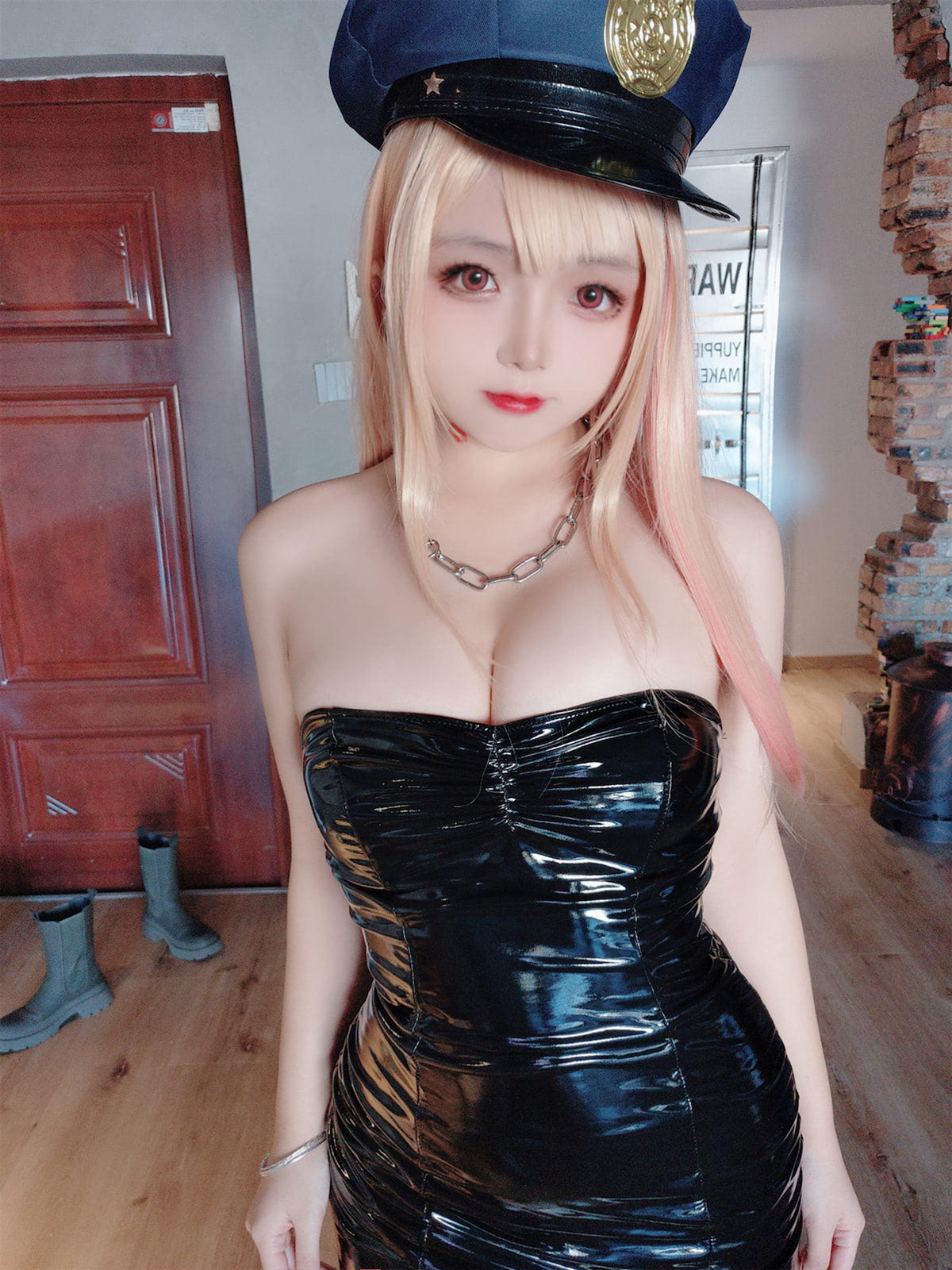 Cosplay 日奈娇 喜多川海梦女警 58