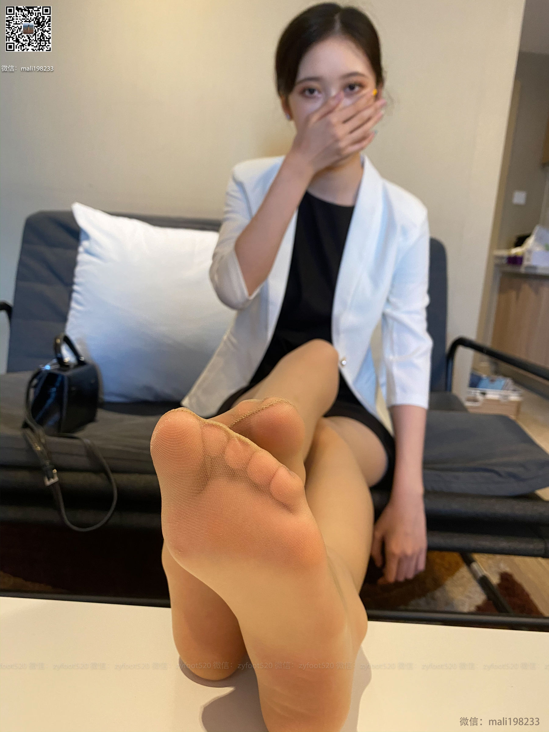 [ISS系列]_欣欣_白西装-写真图集共101P 9