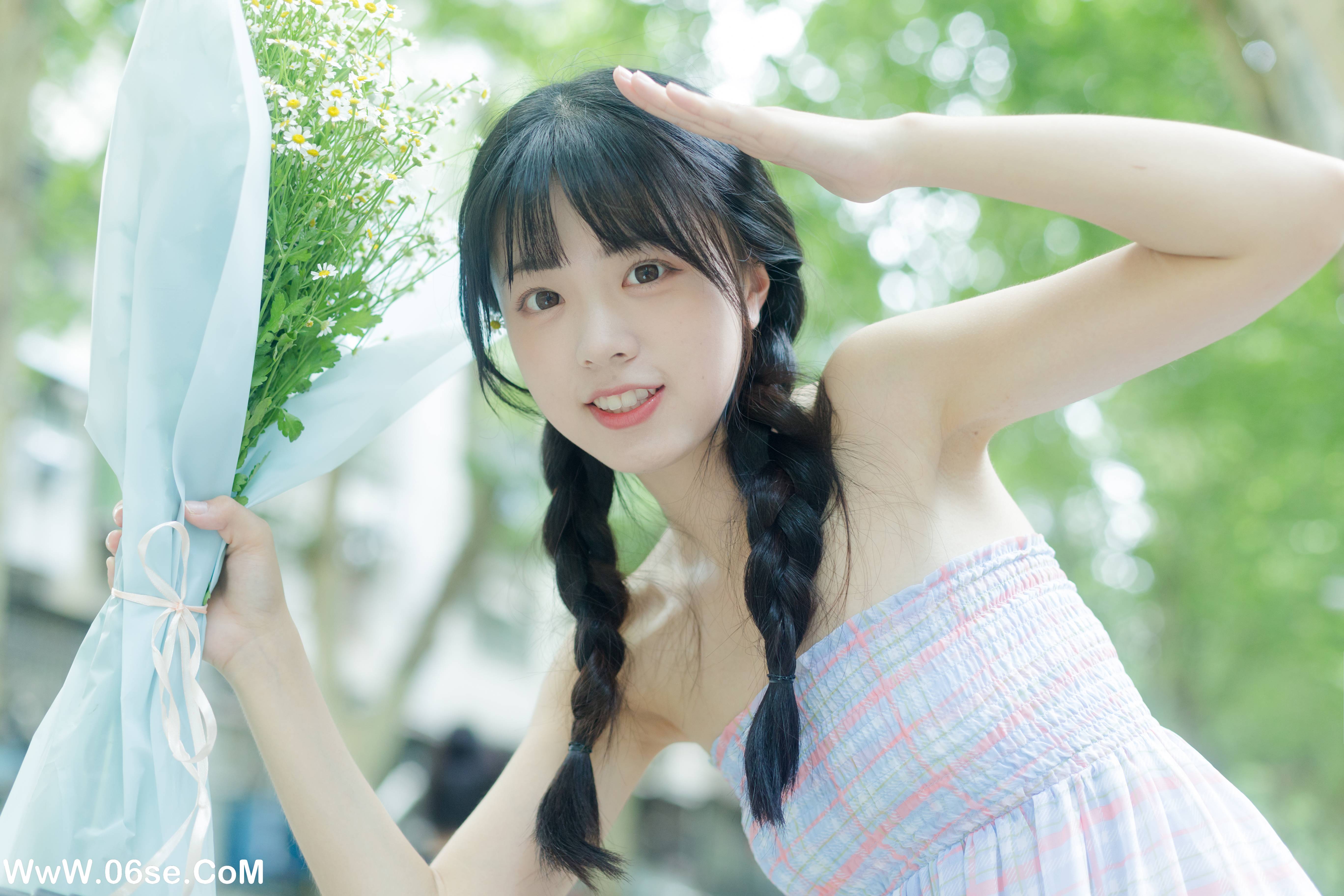 图片[27]-[YITUYU艺图语]2022.08.12 夏天是洋甘菊的气味 可爱泡泡呀[32+1P／265MB]-六色网