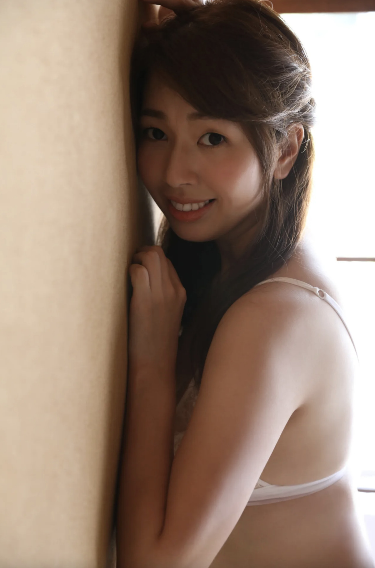 Kayo Sugimoto 杉本佳代, ＦＲＩＤＡＹデジタル写真集 「東海No.1巨乳キャスター Ｇカップ乳初ヌード」 Set.01 11