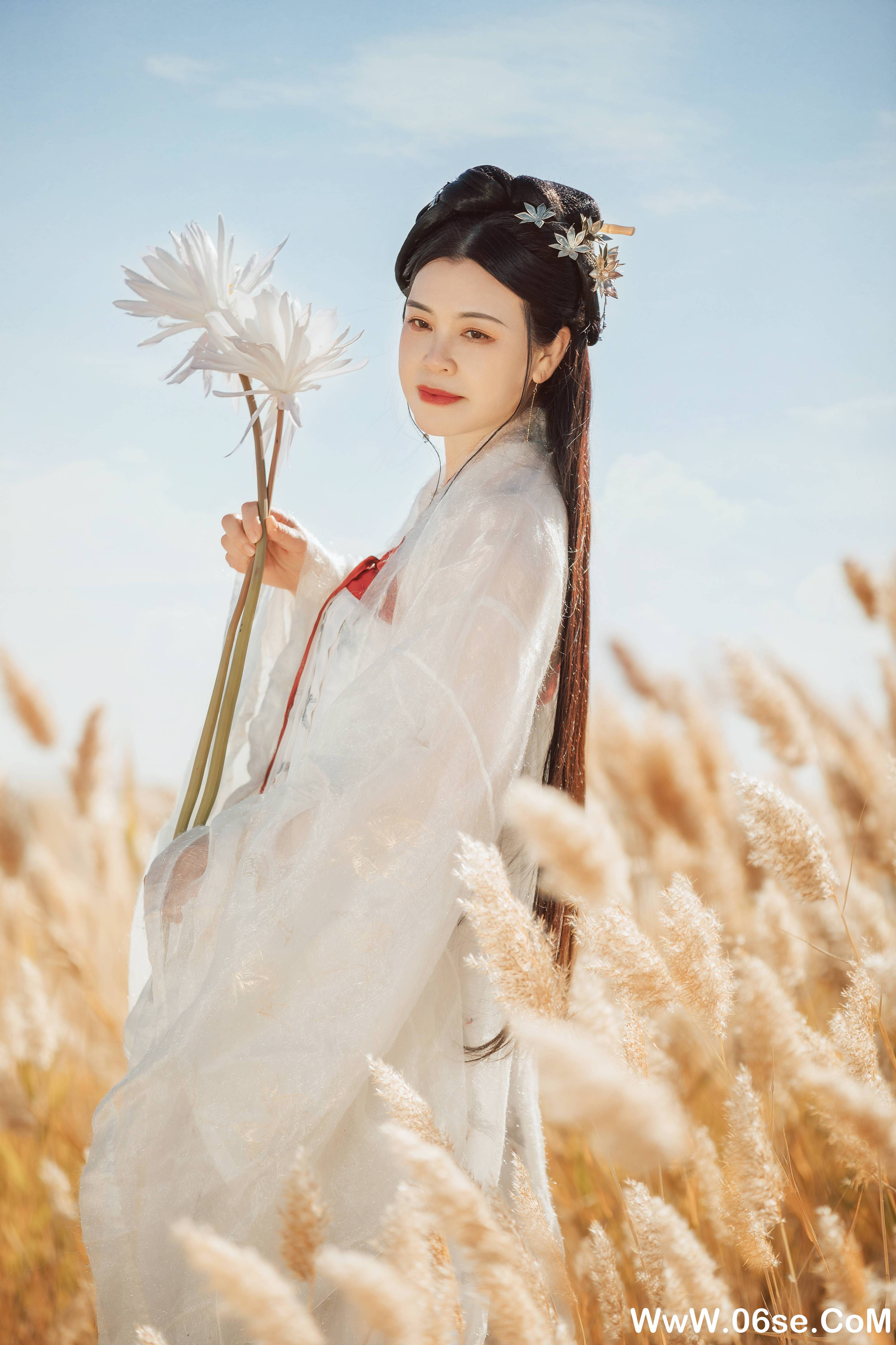 图片[28]-[YITUYU艺图语]2021.08.31 吹梦到西洲 薄菏[29+1P／377MB]-六色网