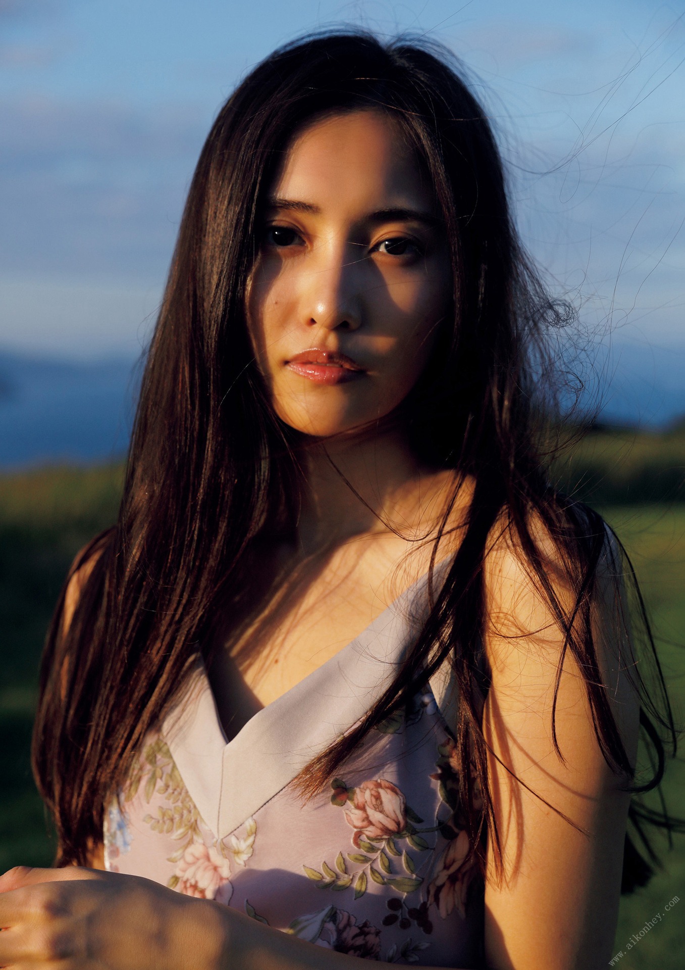 佐野ひなこ写真集「COLORS」 週プレ PHOTO BOOK 145P 6