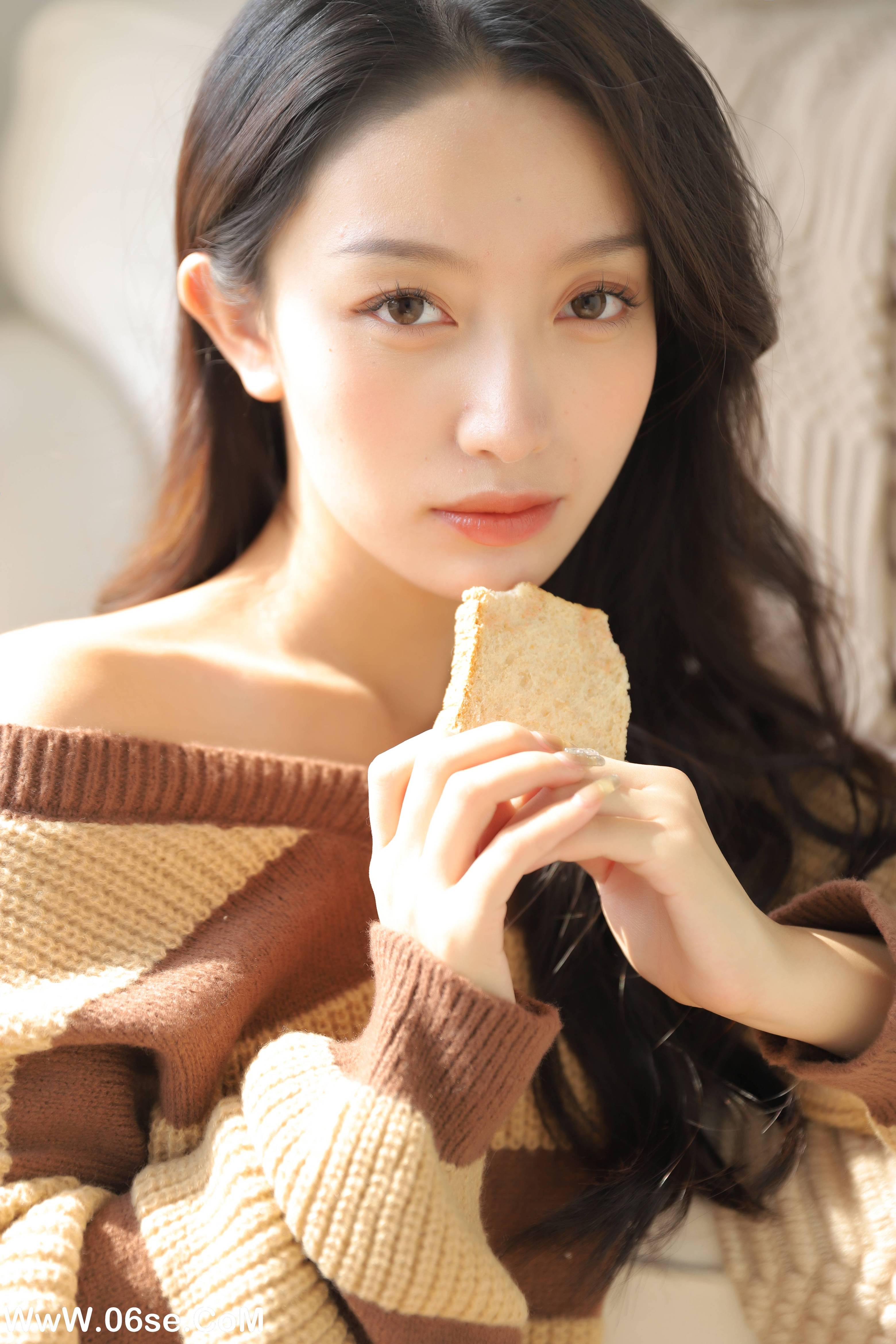 图片[36]-[YITUYU艺图语]2022.11.23 一杯热可可 柠萌婧啊[38+1P／335MB]-六色网