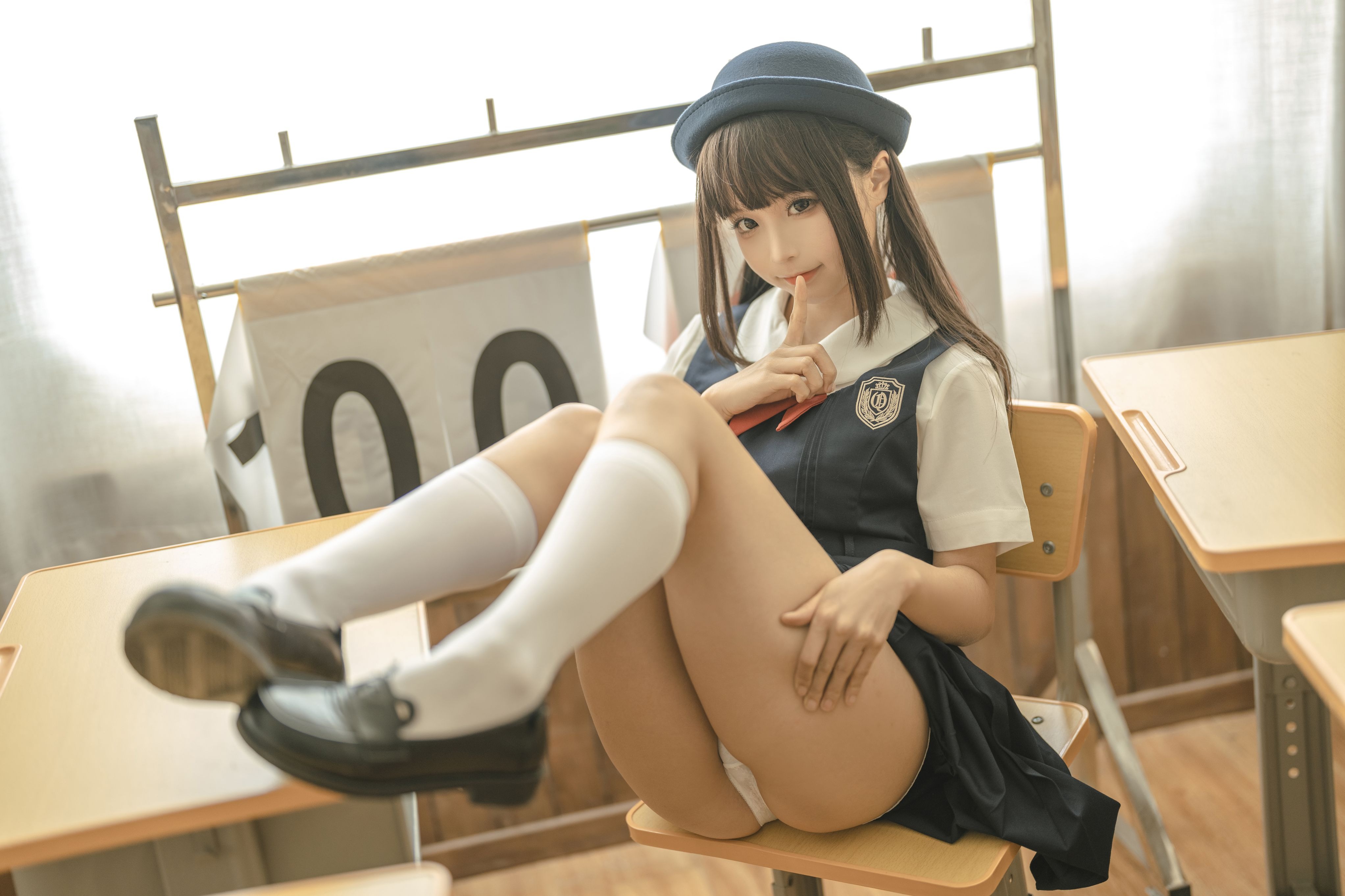 蠢沫沫 - 小学妹 绅士版 30P 338MB 24