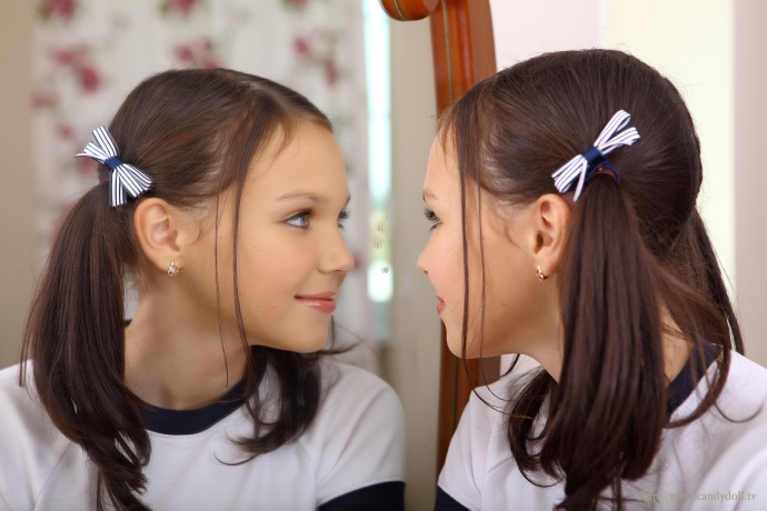 [Image: 9b27bb2118eb48f3f9be1.jpg]