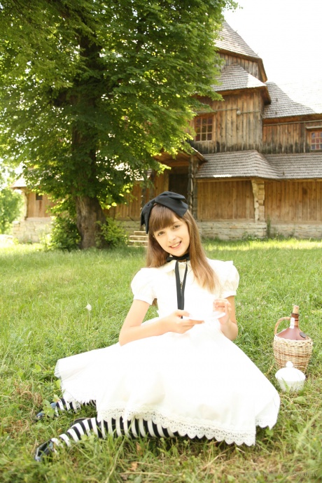 [Image: 9b37b474f49e2a84a55c6.jpg]