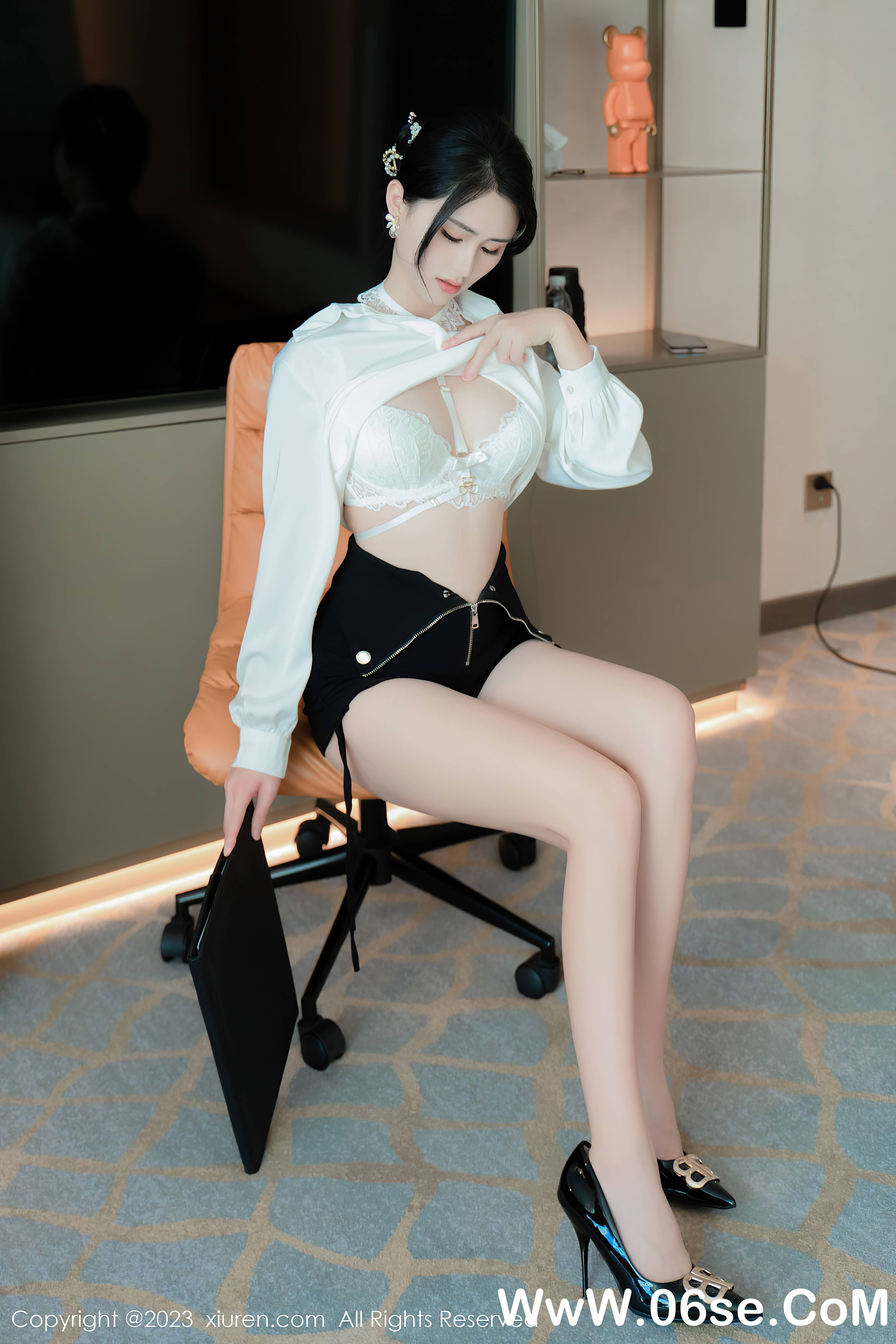 图片[34]-[XiuRen秀人网] 2023.04.04 NO.6520 艾希儿-六色网