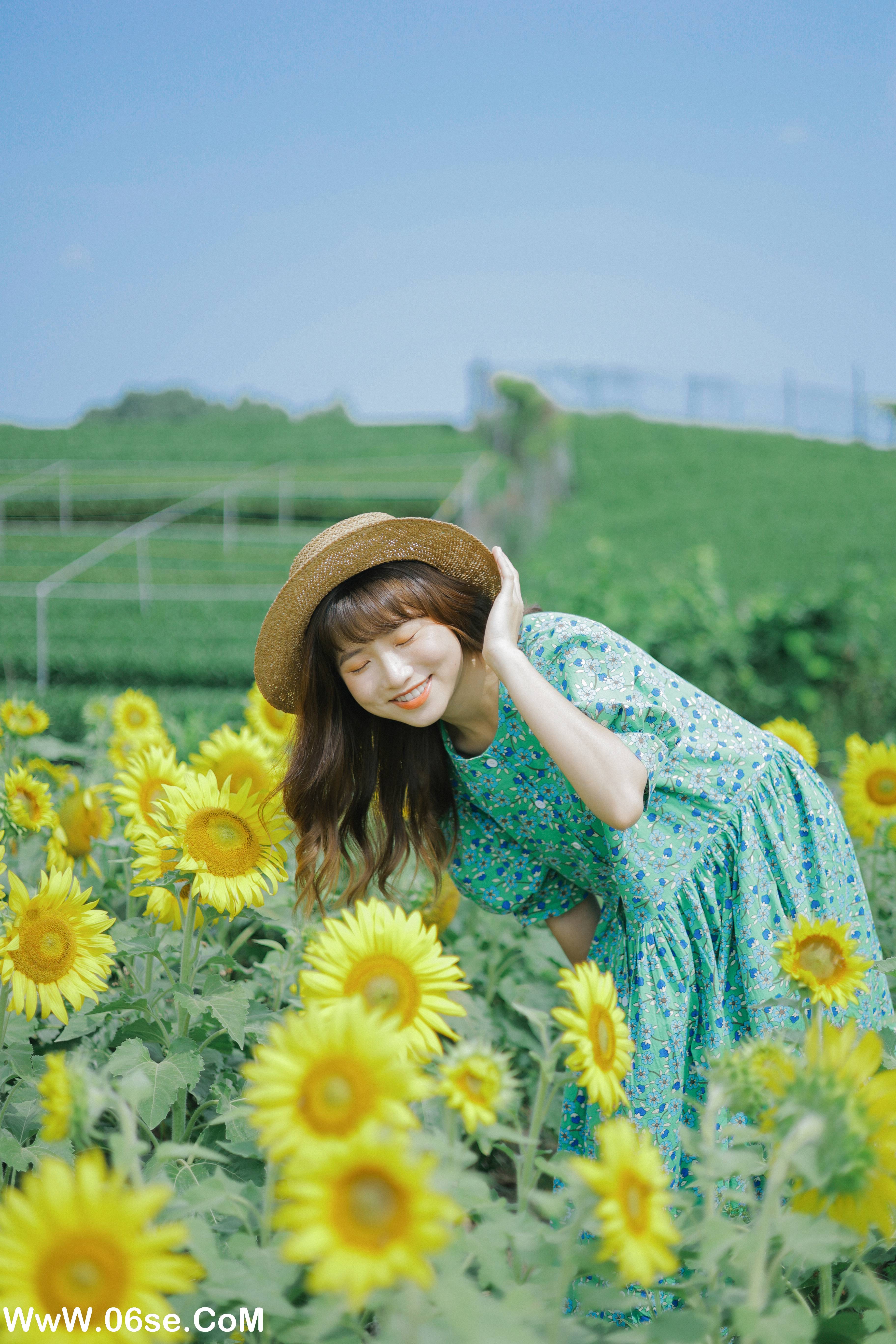 图片[29]-[YITUYU艺图语]2022.07.12 向日葵的夏日 蓝胖子-[32+1P／227MB]-六色网