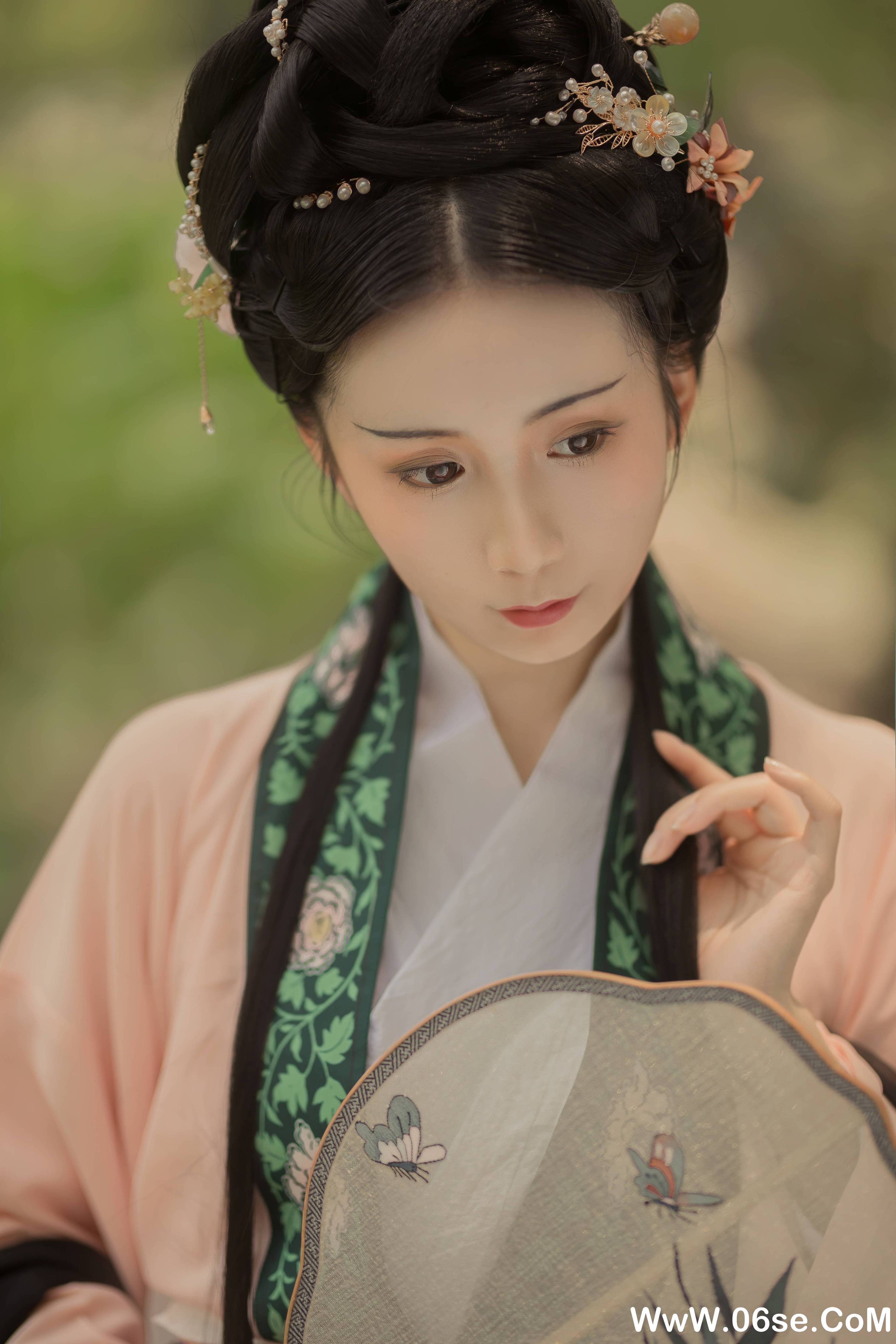 图片[12]-[YITUYU艺图语]2021.12.23 荷叶罗裙 绿绿子[20+1P／106MB]-六色网