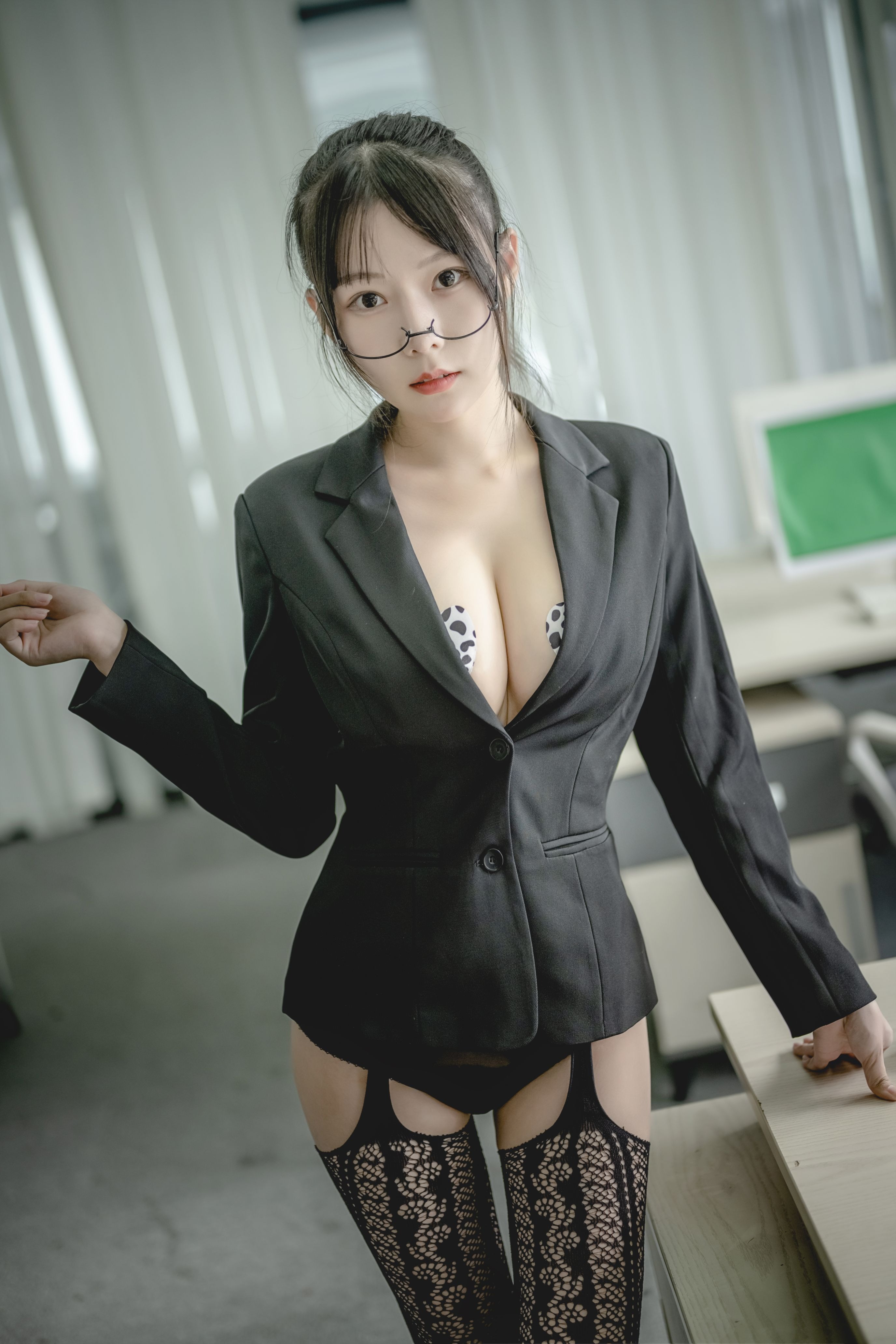 香草喵露露 - NO.25 黑色西装 [62P2V-1.26GB] 34