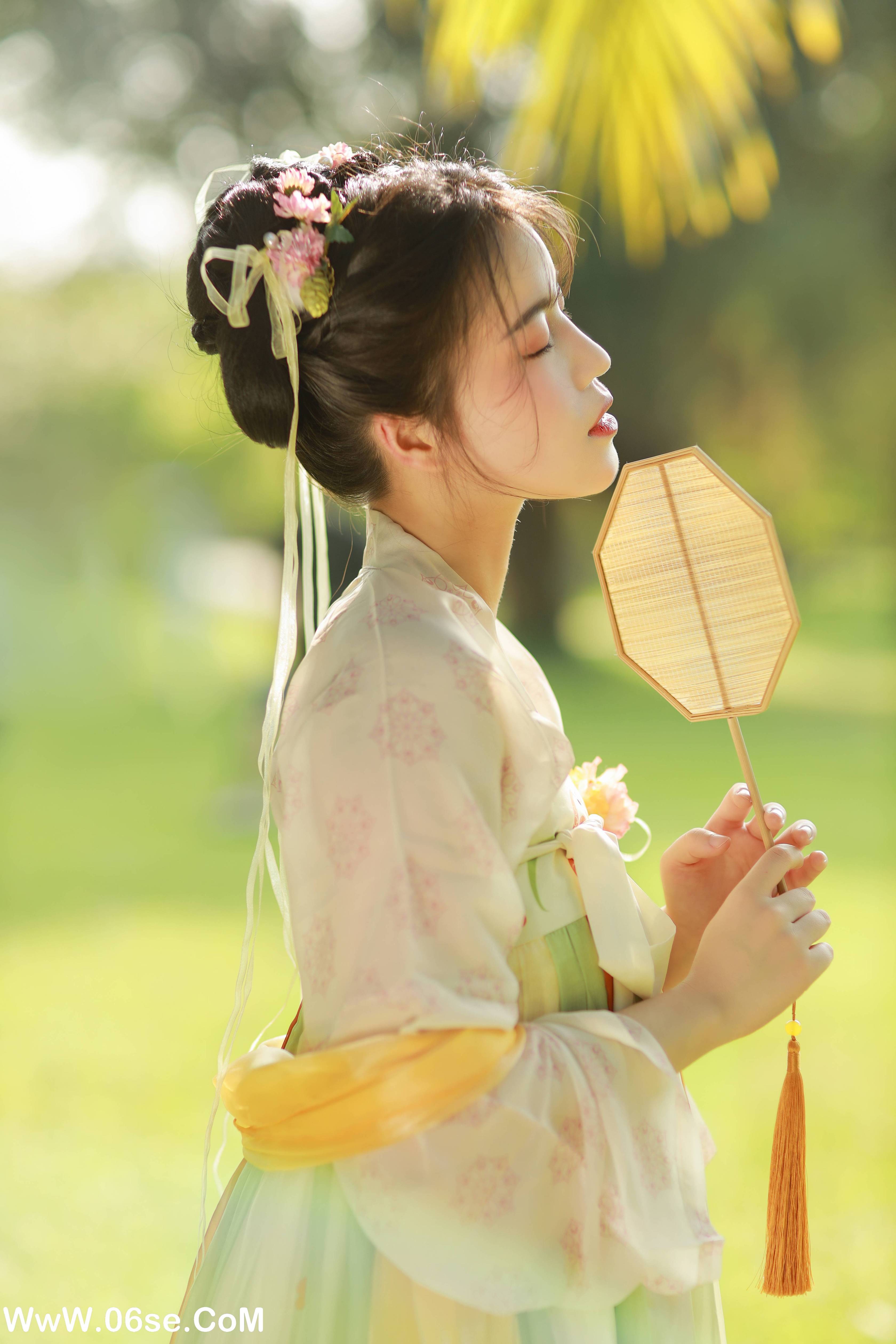 图片[6]-[YITUYU艺图语]2022.06.11 夏日少女 我超白_[27P-334.45MB]-六色网