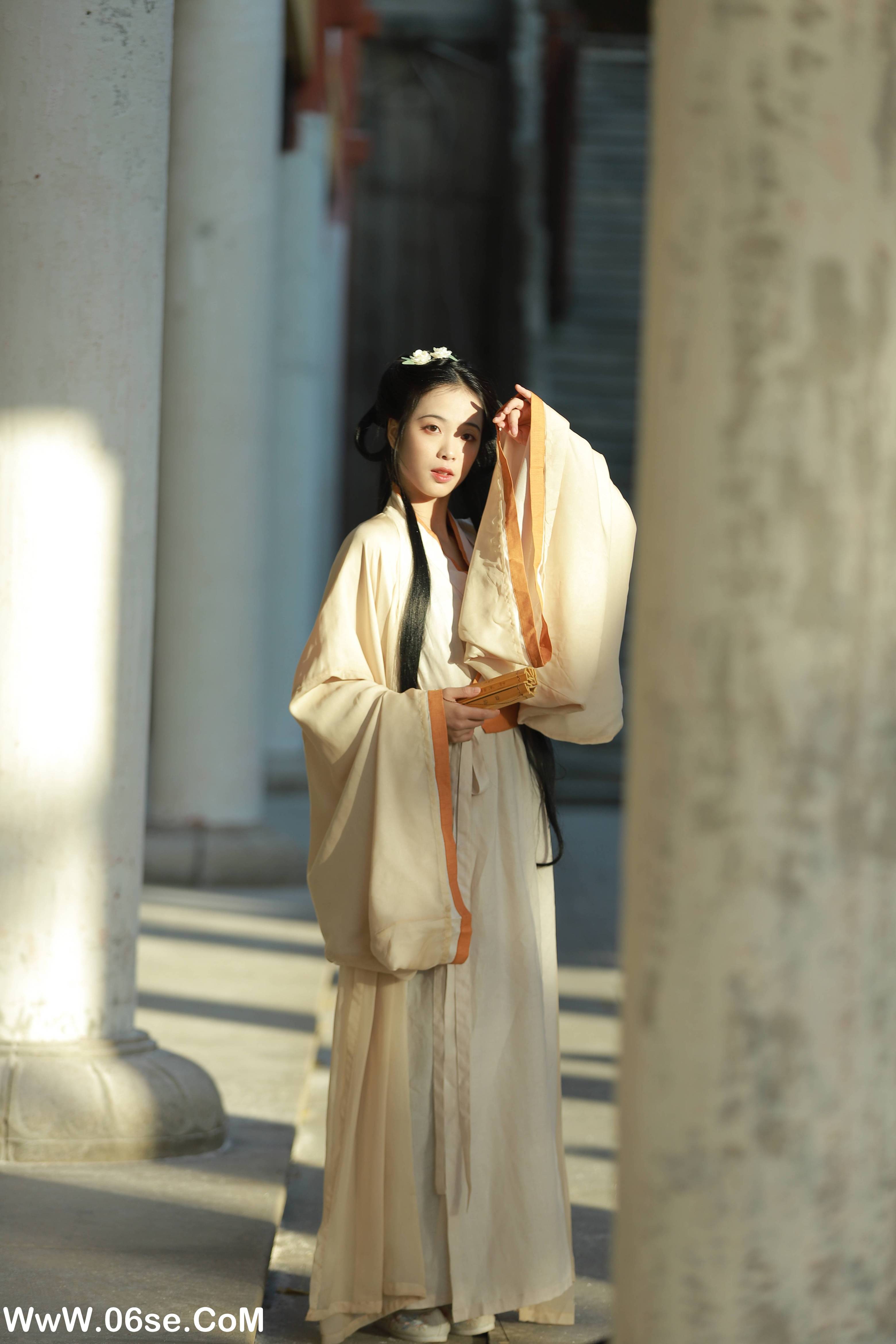 图片[9]-[YITUYU艺图语]2022.09.28 愿得一人心 汪国真潘潘[20+1P／164MB]-六色网