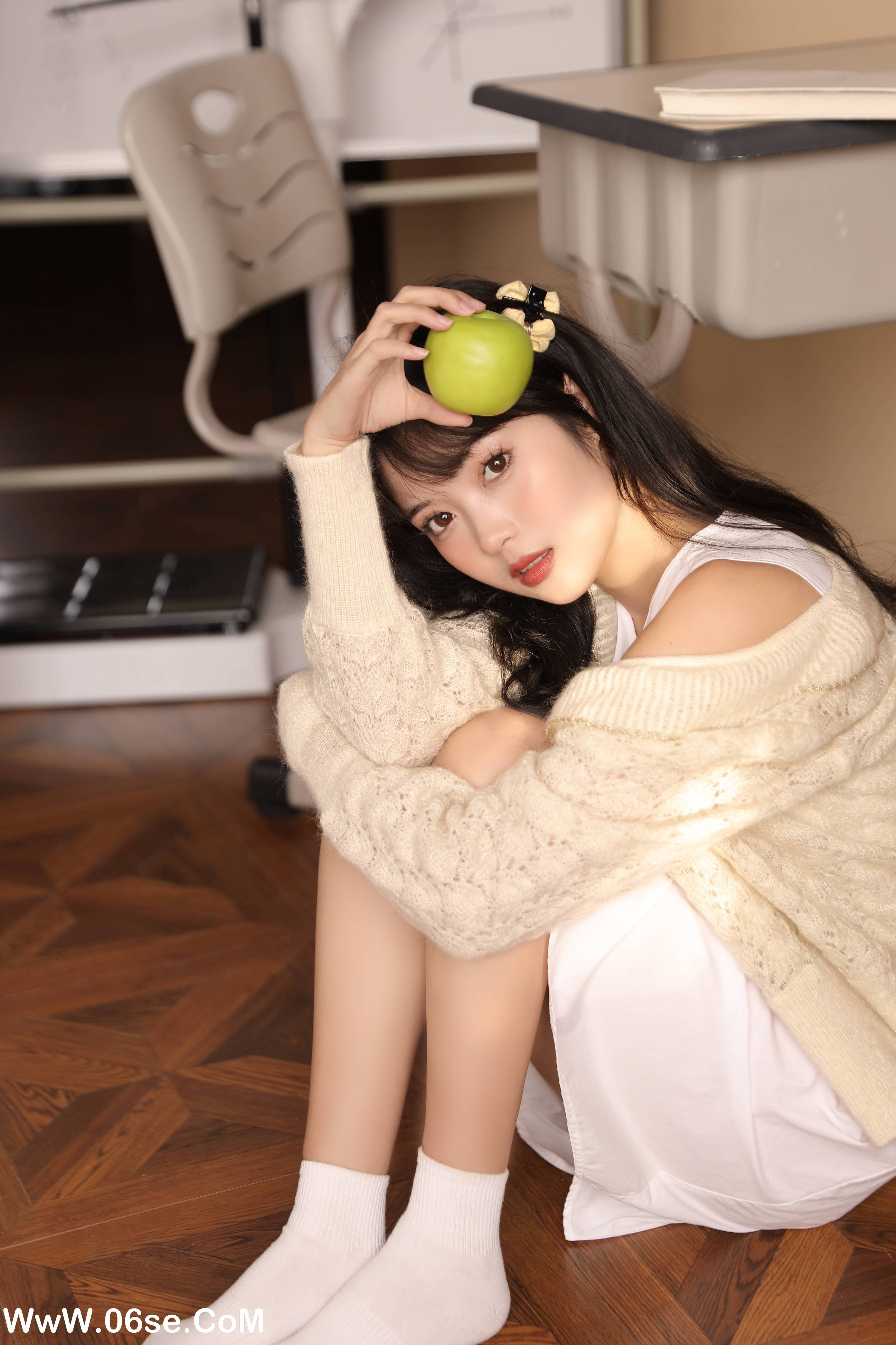 图片[26]-[YITUYU艺图语]2022.10.13 扑倒少女心 小薇人儿[38+1P／402MB]-六色网