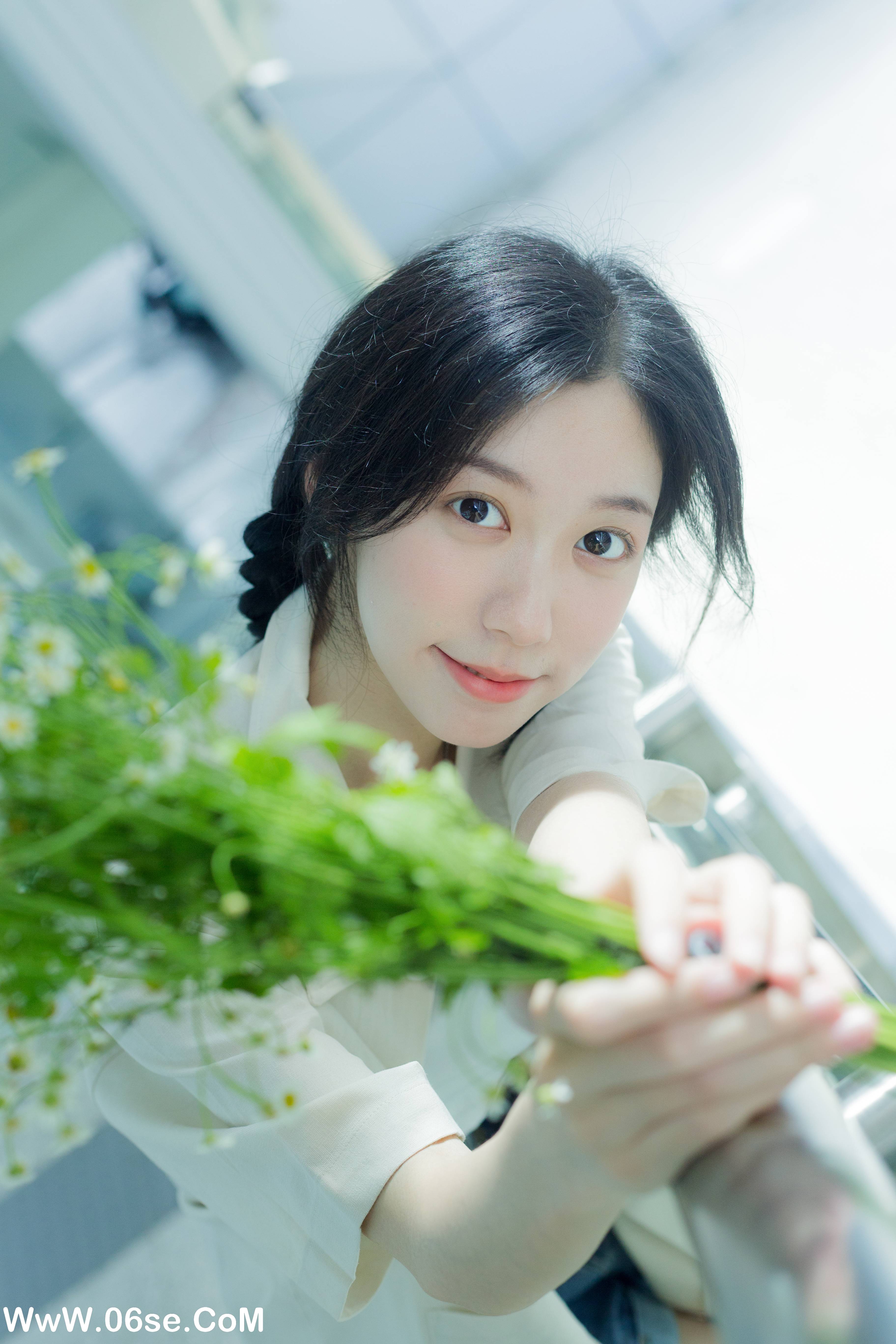 图片[20]-[YITUYU艺图语]2022.08.22 地铁奇遇记 饲猫少女-[38+1P／340MB]-六色网