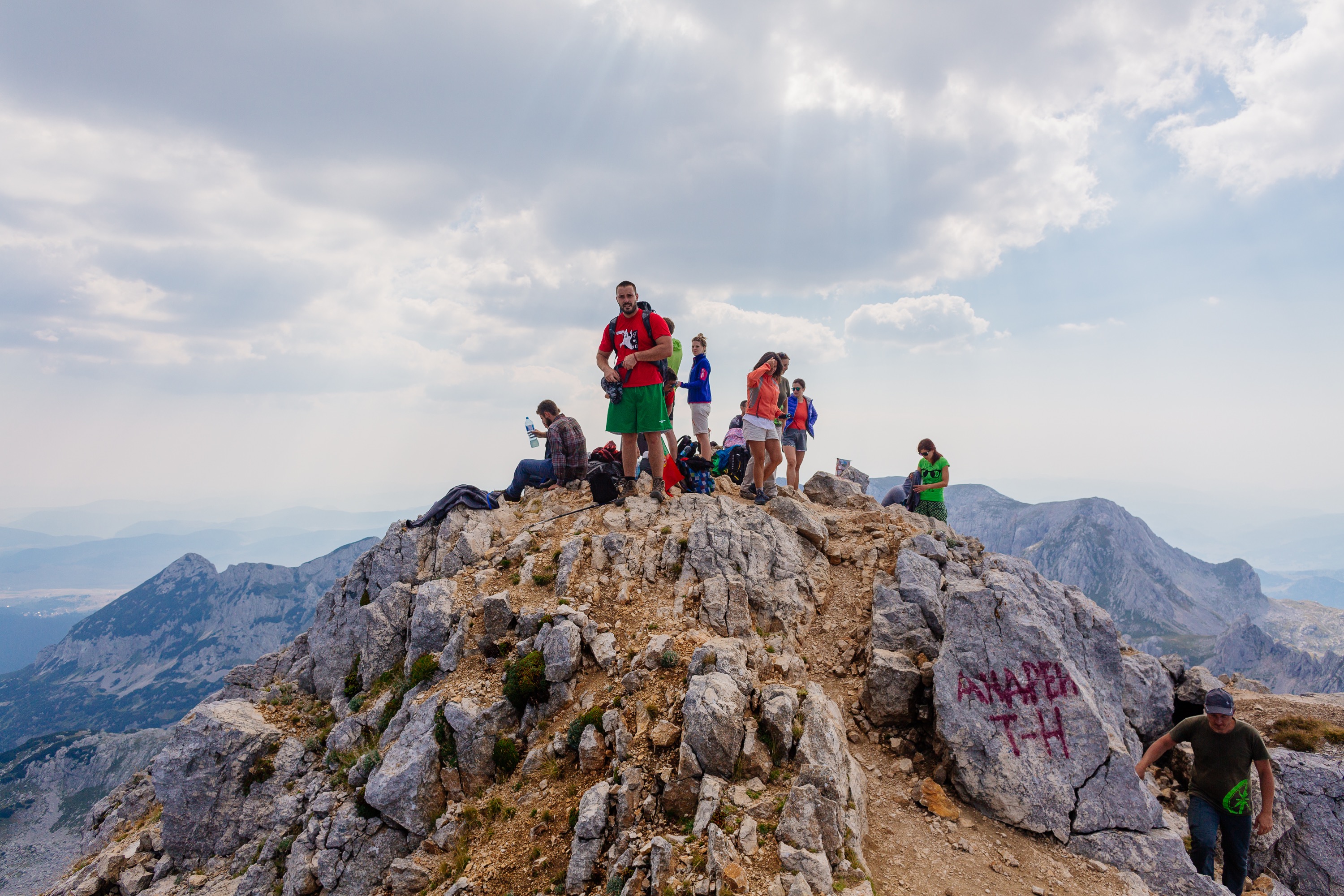 Гора Черногор вид с боку