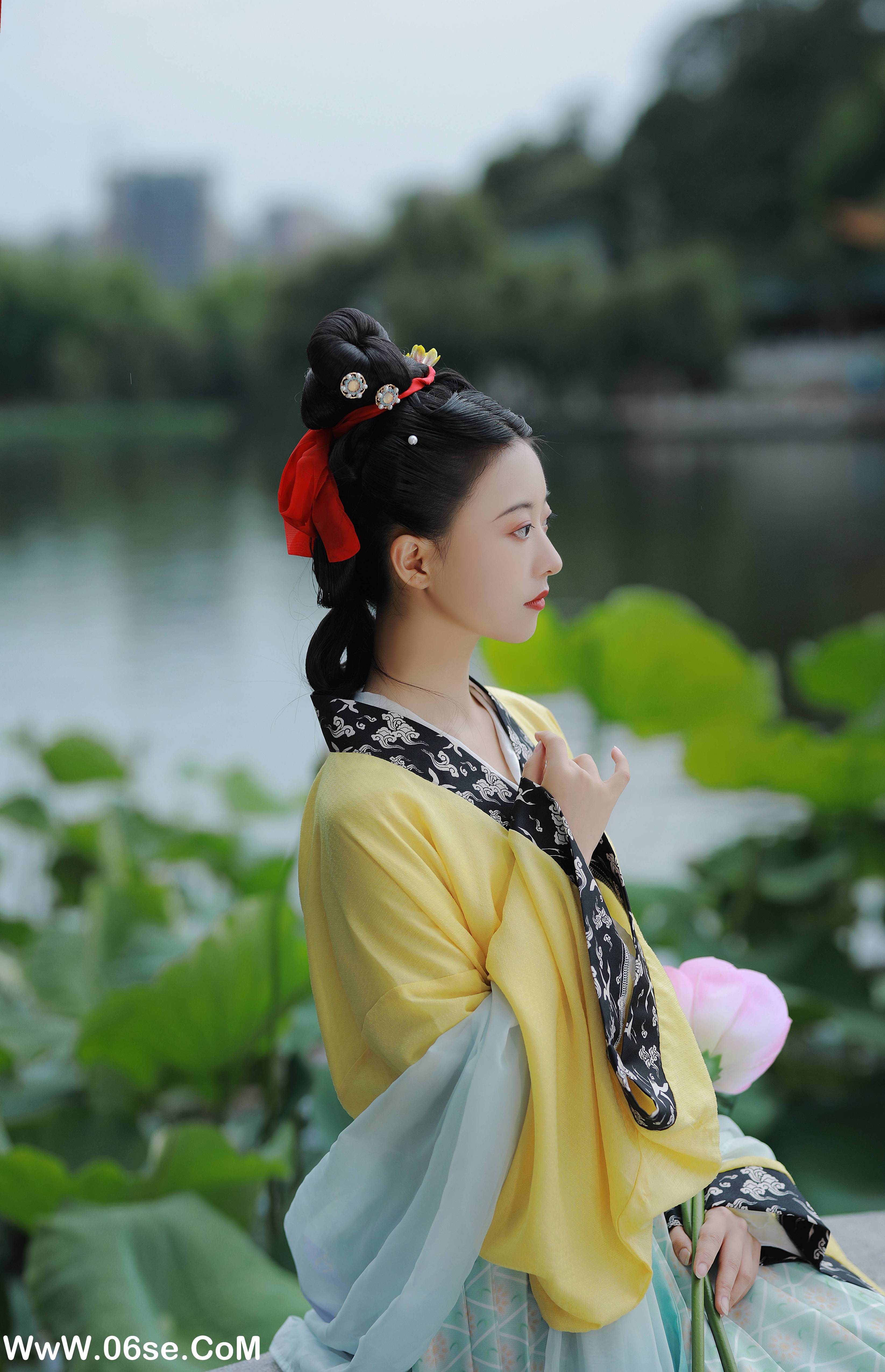 图片[3]-[YITUYU艺图语]2022.08.09 半夏 YunFleur[32+1P／640MB]-六色网